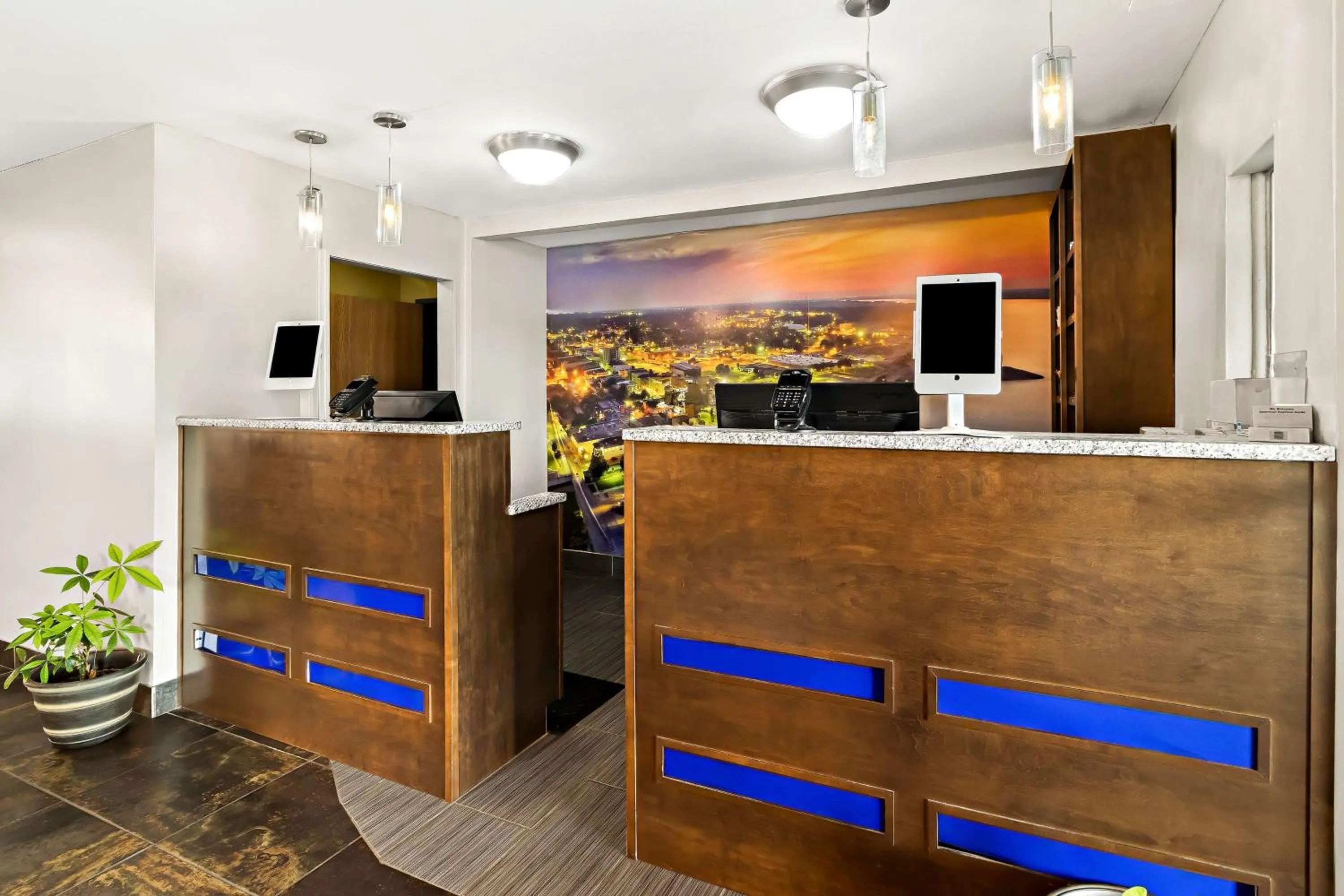 Lobby or reception in Best Western Paducah Inn