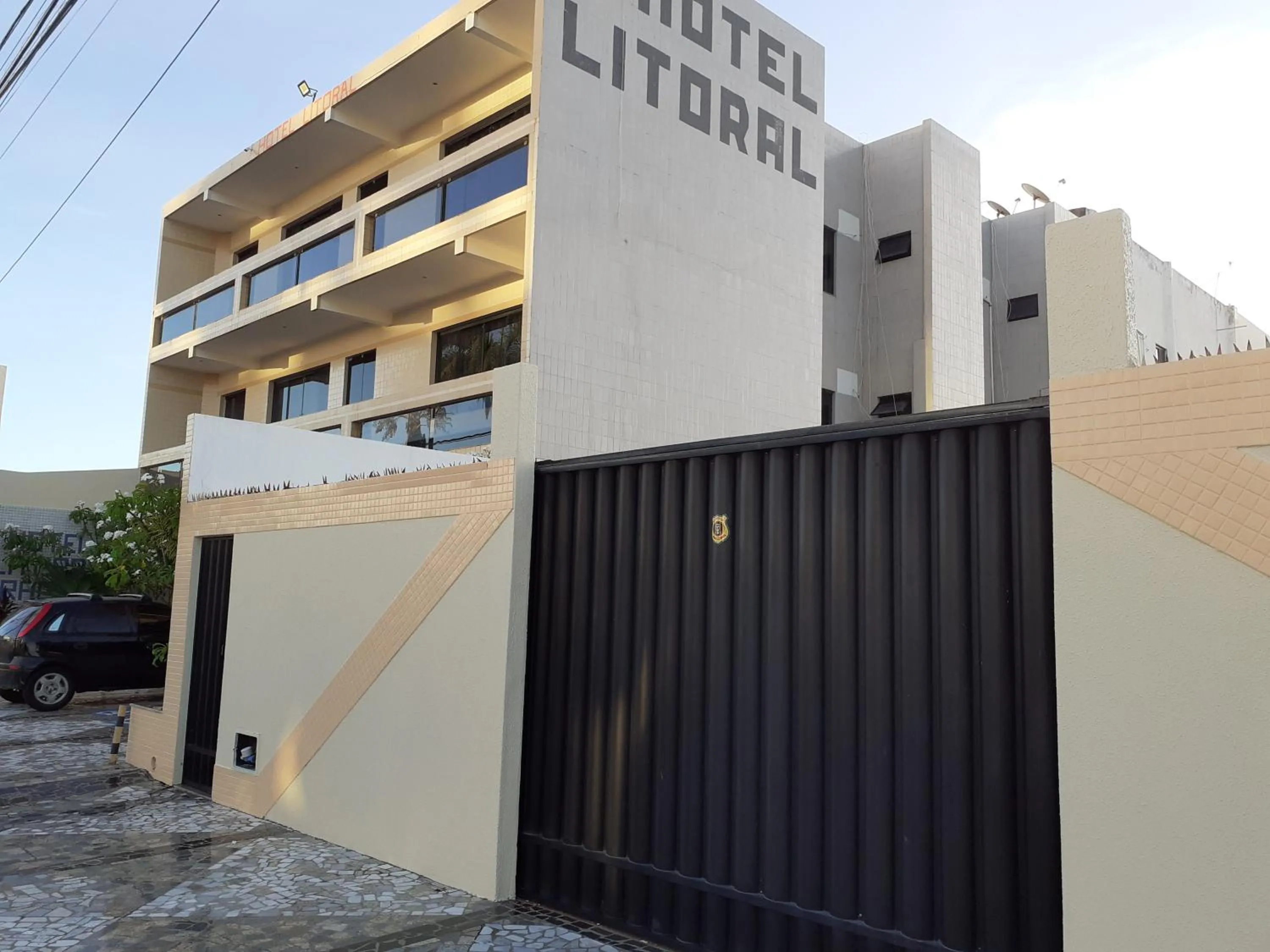 Property building in Hotel Litoral