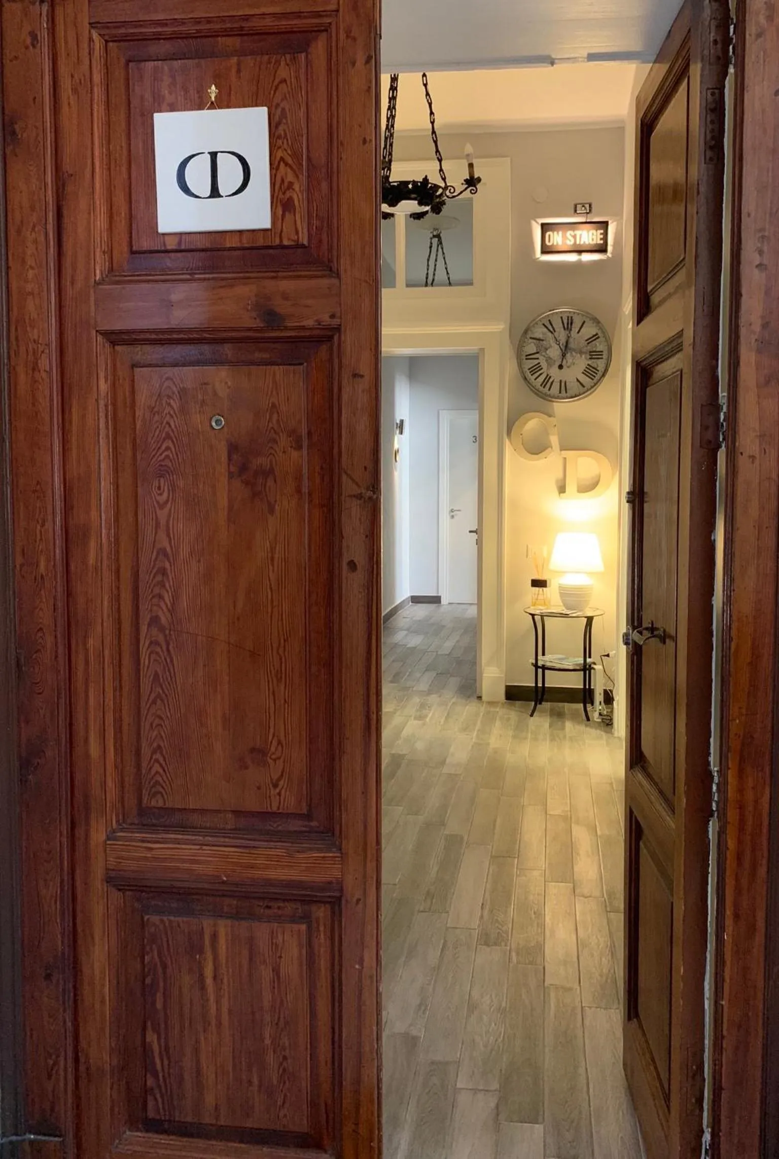 Facade/entrance in Caio Duilio B&B