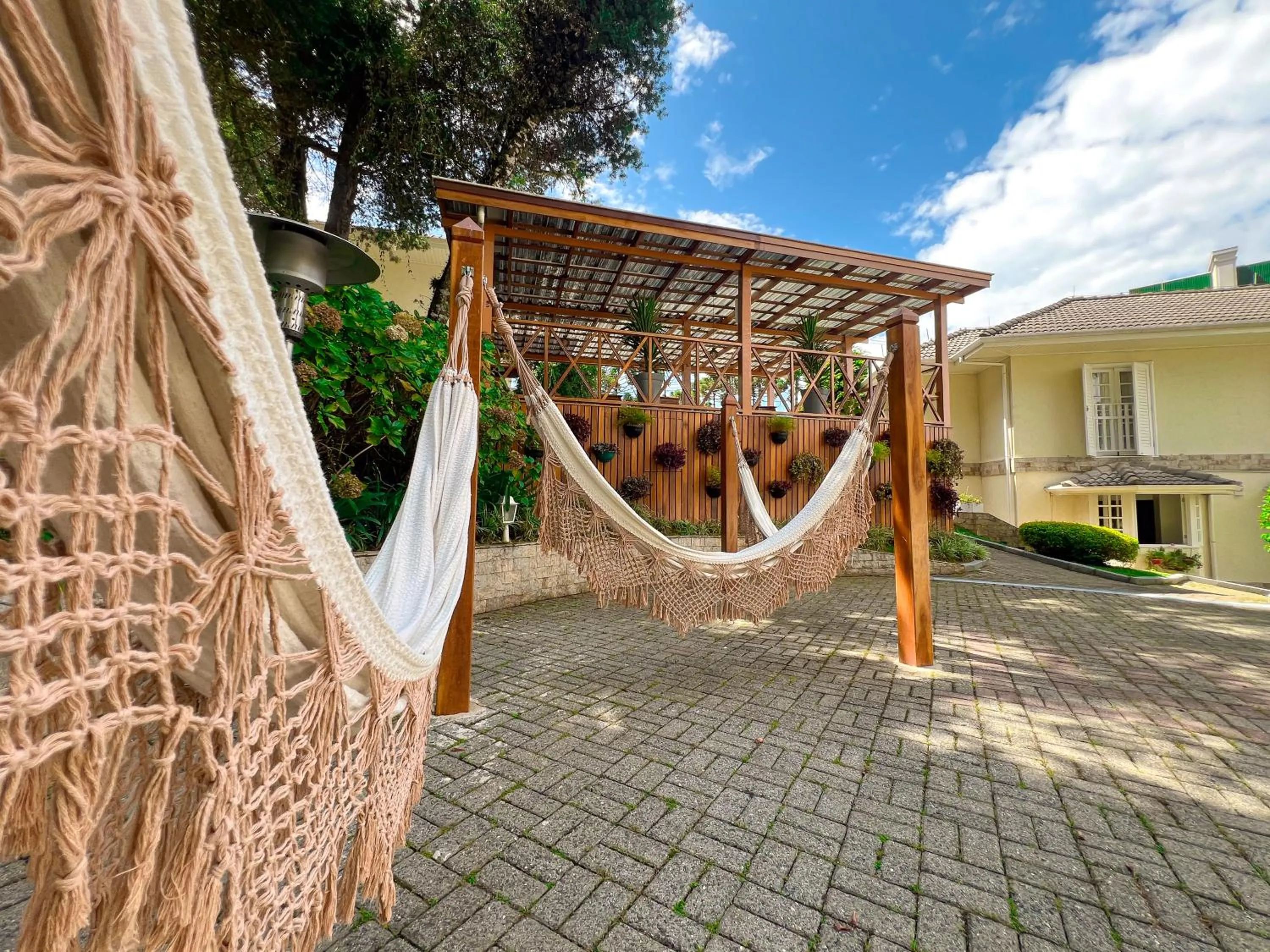 Balcony/Terrace in Pousada Nacional Inn Campos do Jordão