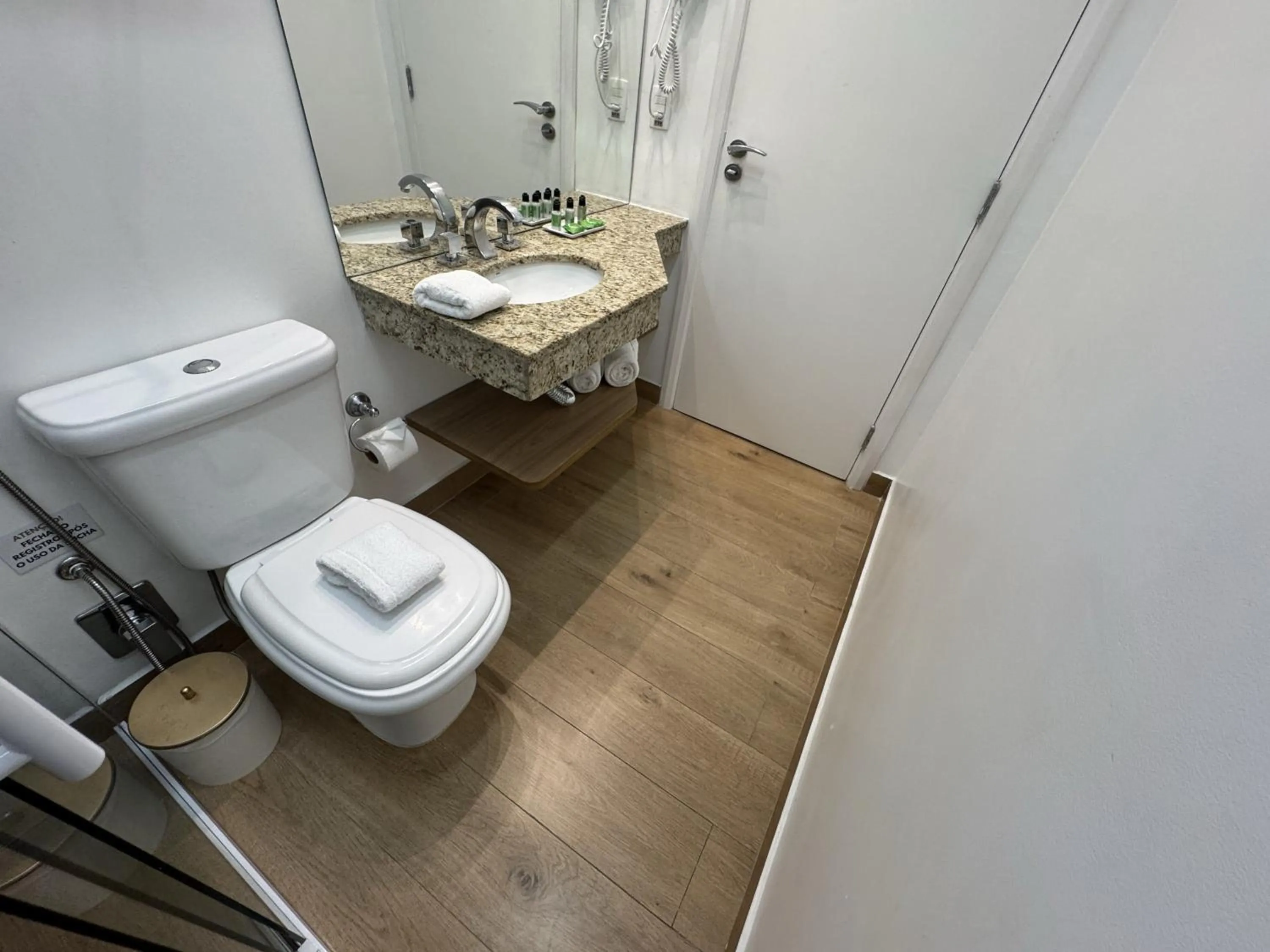 Bathroom in Pousada Nacional Inn Campos do Jordão