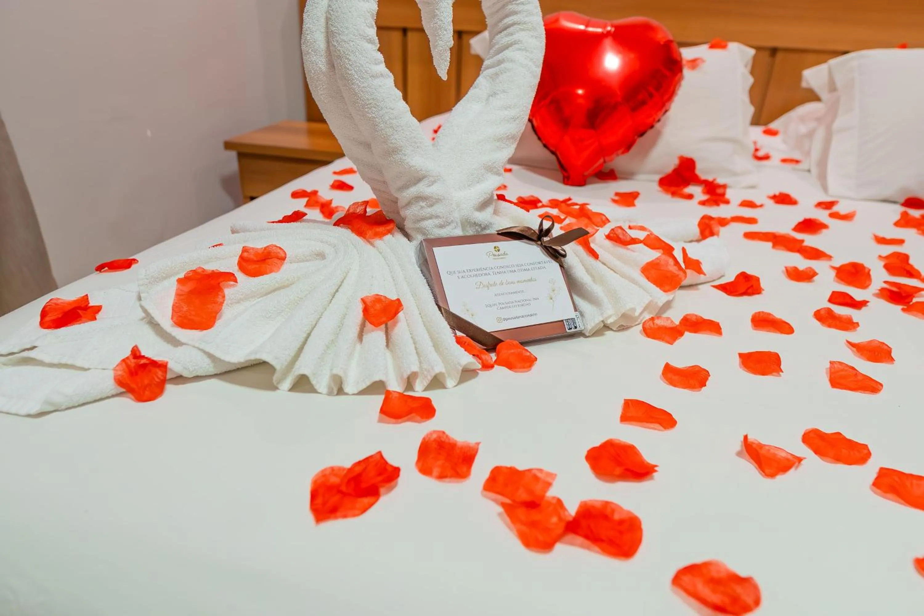 Bedroom, Bed in Pousada Nacional Inn Campos do Jordão