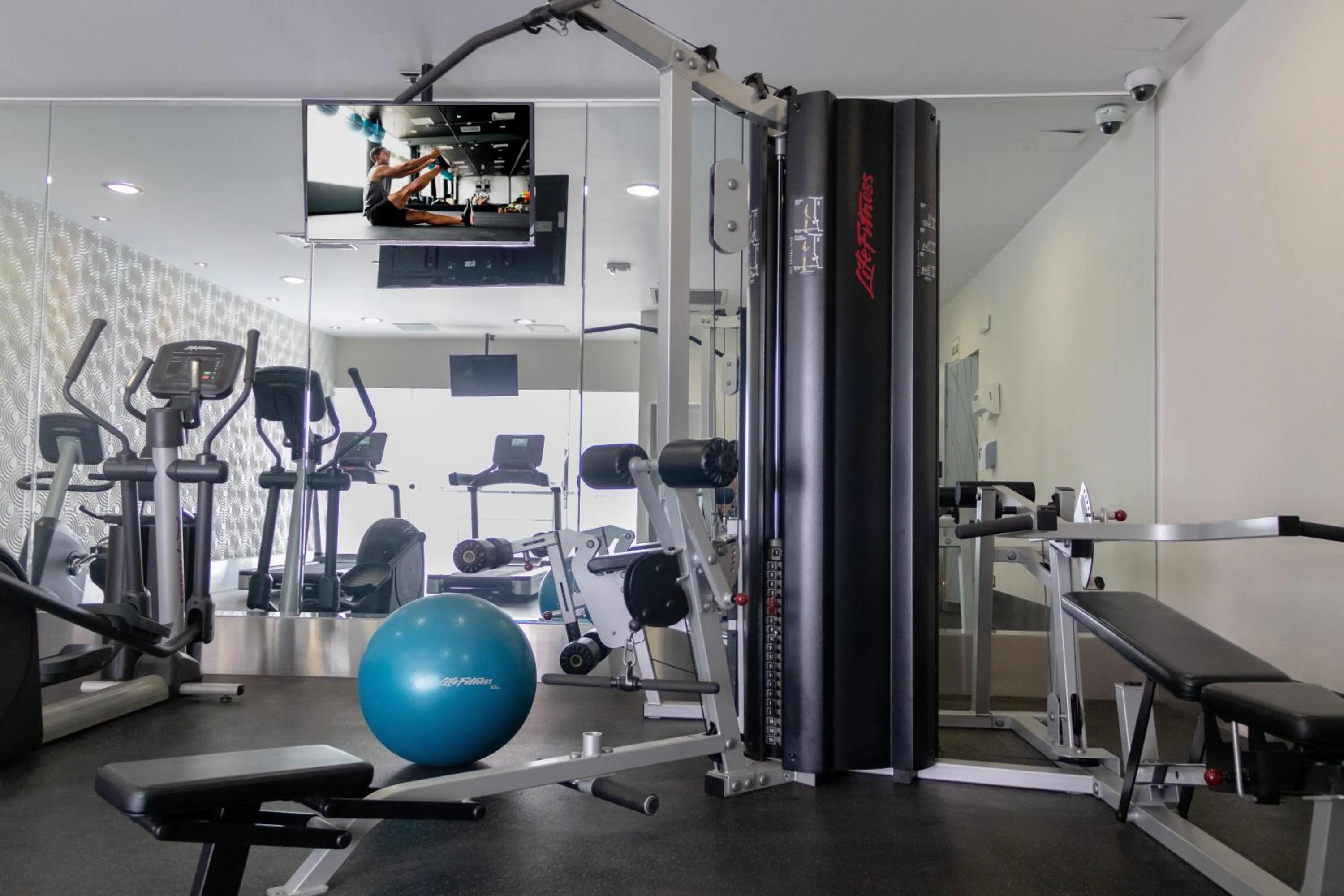 Fitness centre/facilities in Manto Hotel Lima - MGallery Collection