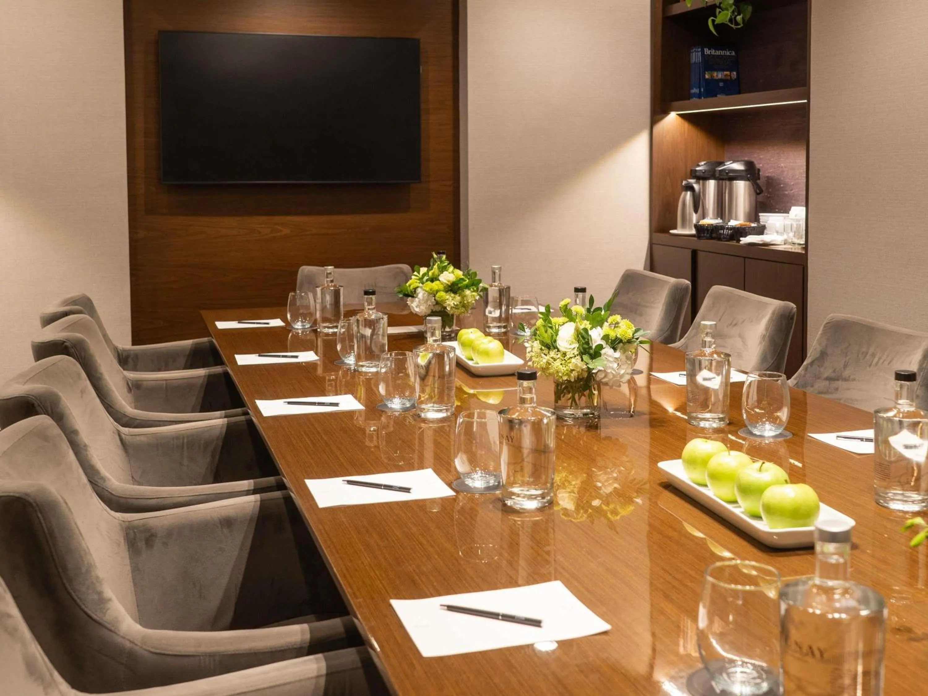 Meeting/conference room in Manto Hotel Lima - MGallery Collection