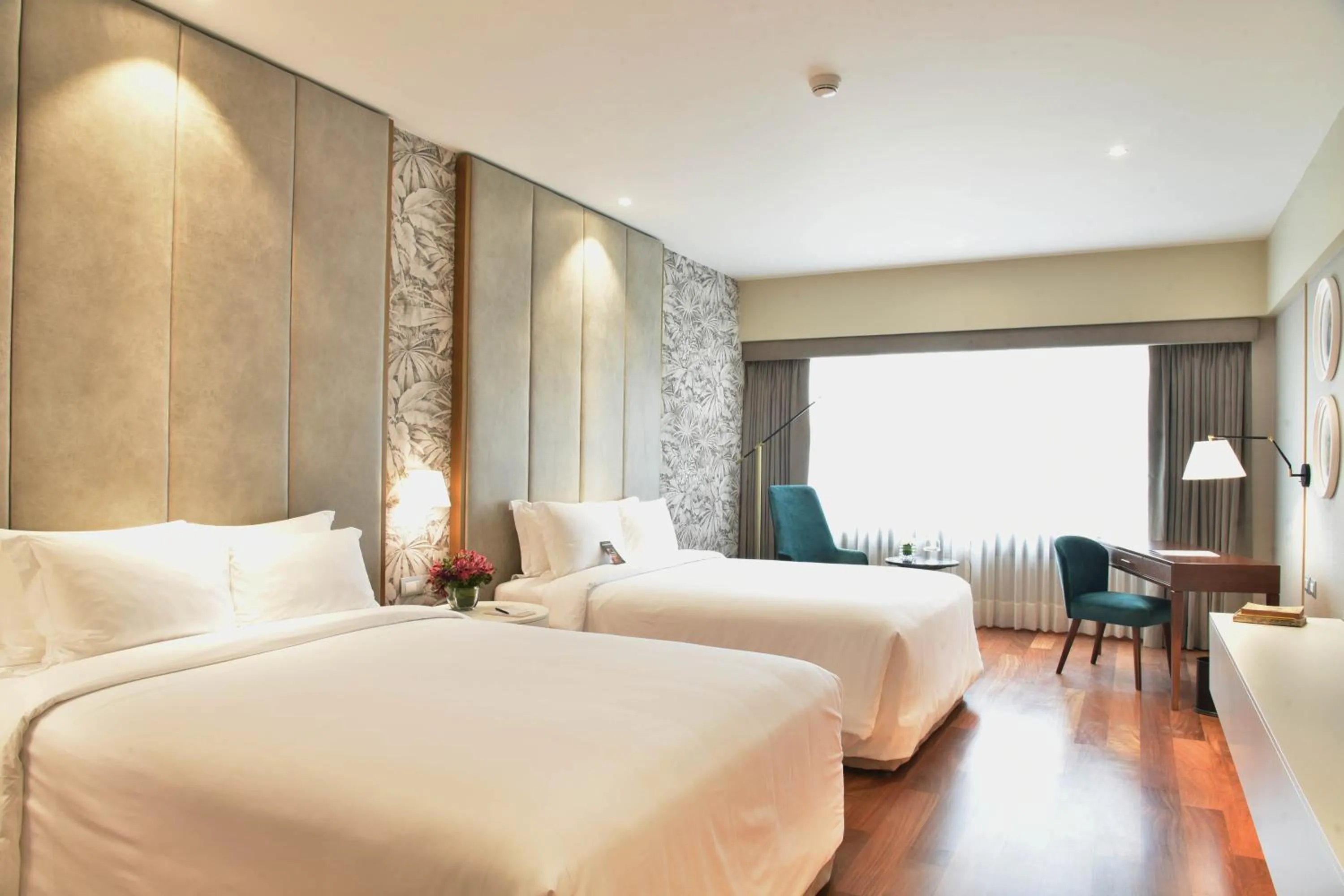 Photo of the whole room, Bed in Manto Hotel Lima - MGallery Collection