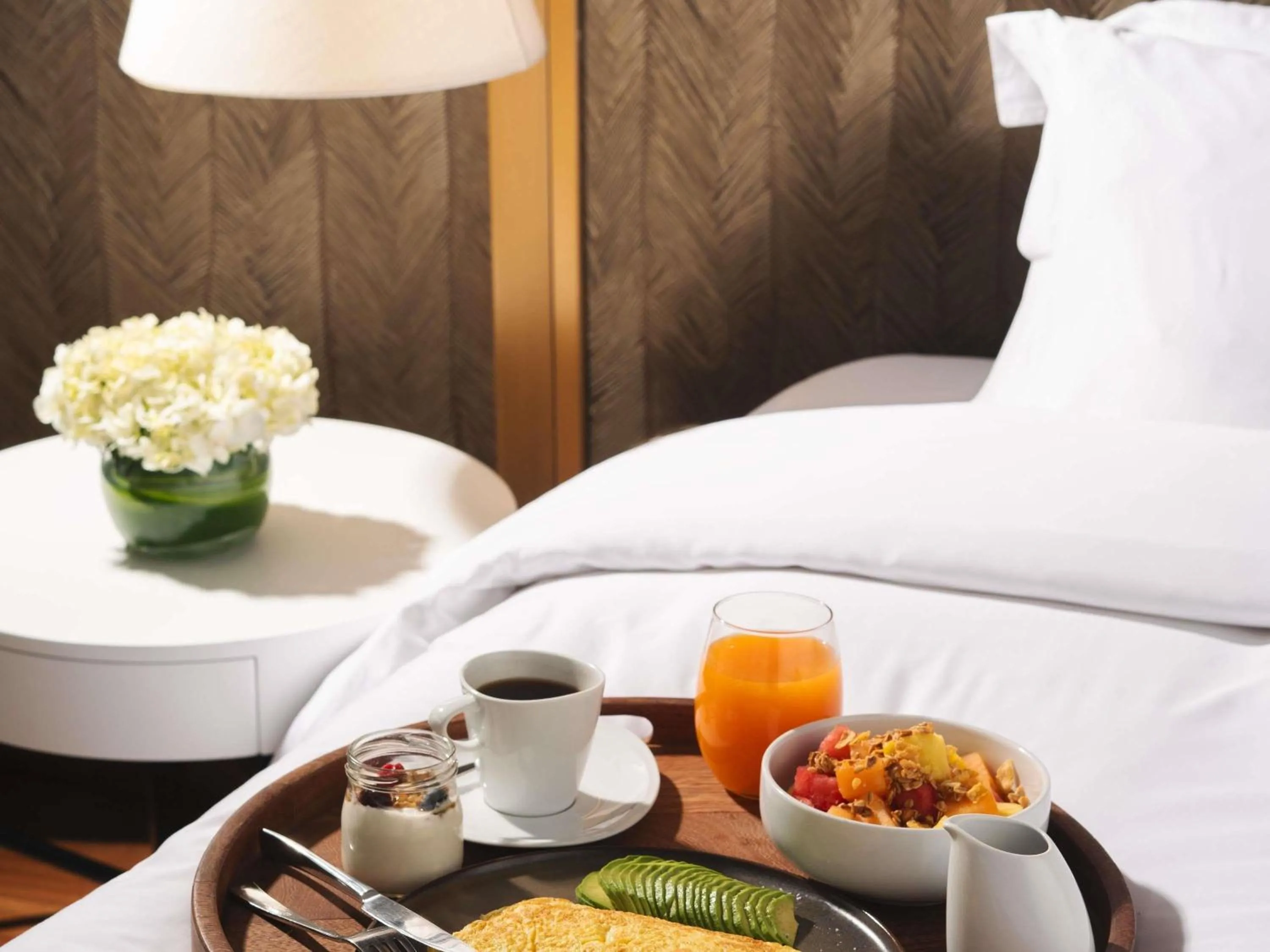 Property building, Bed in Manto Hotel Lima - MGallery Collection