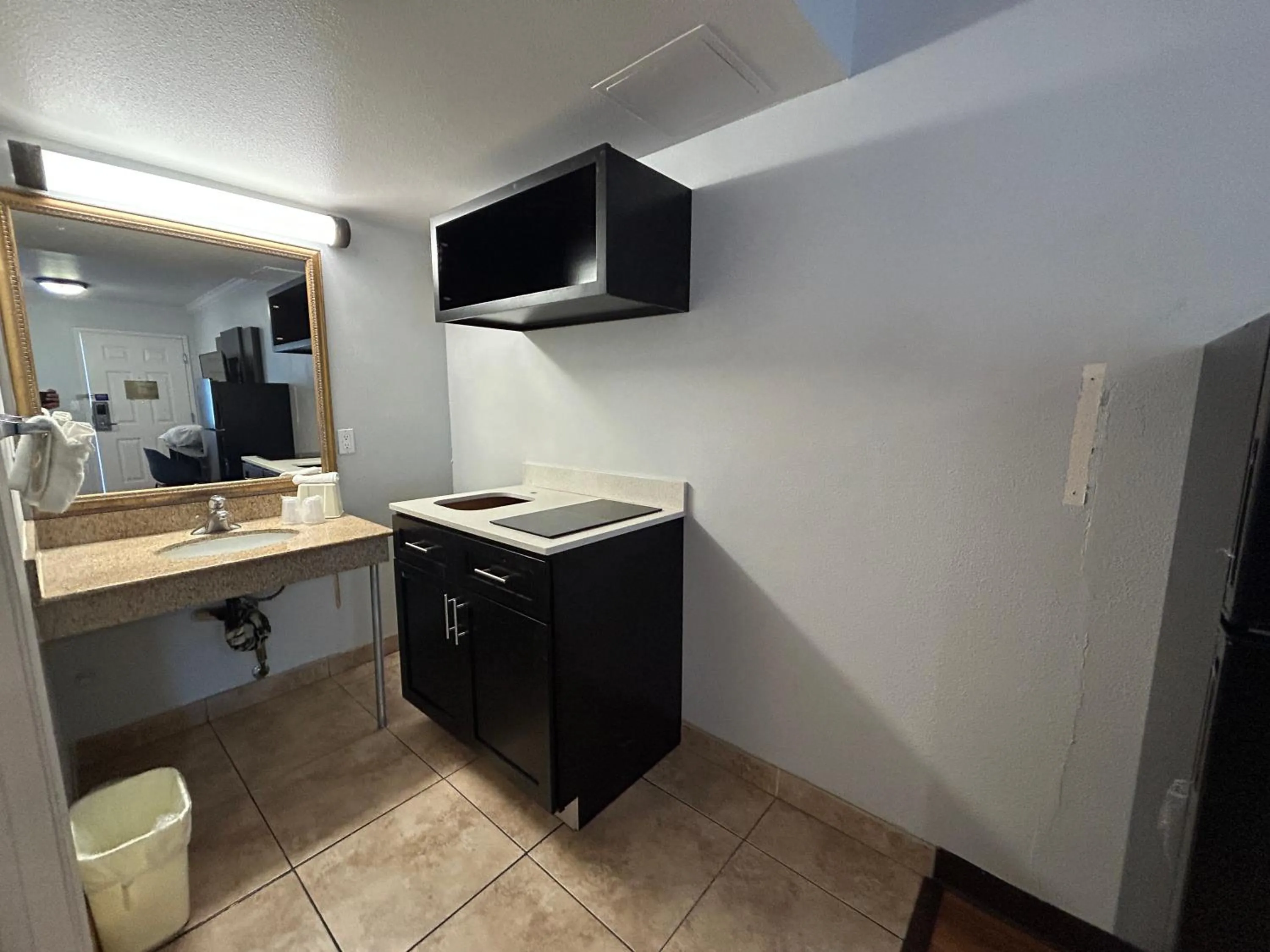 Studio 6 Mojave, CA - Airport