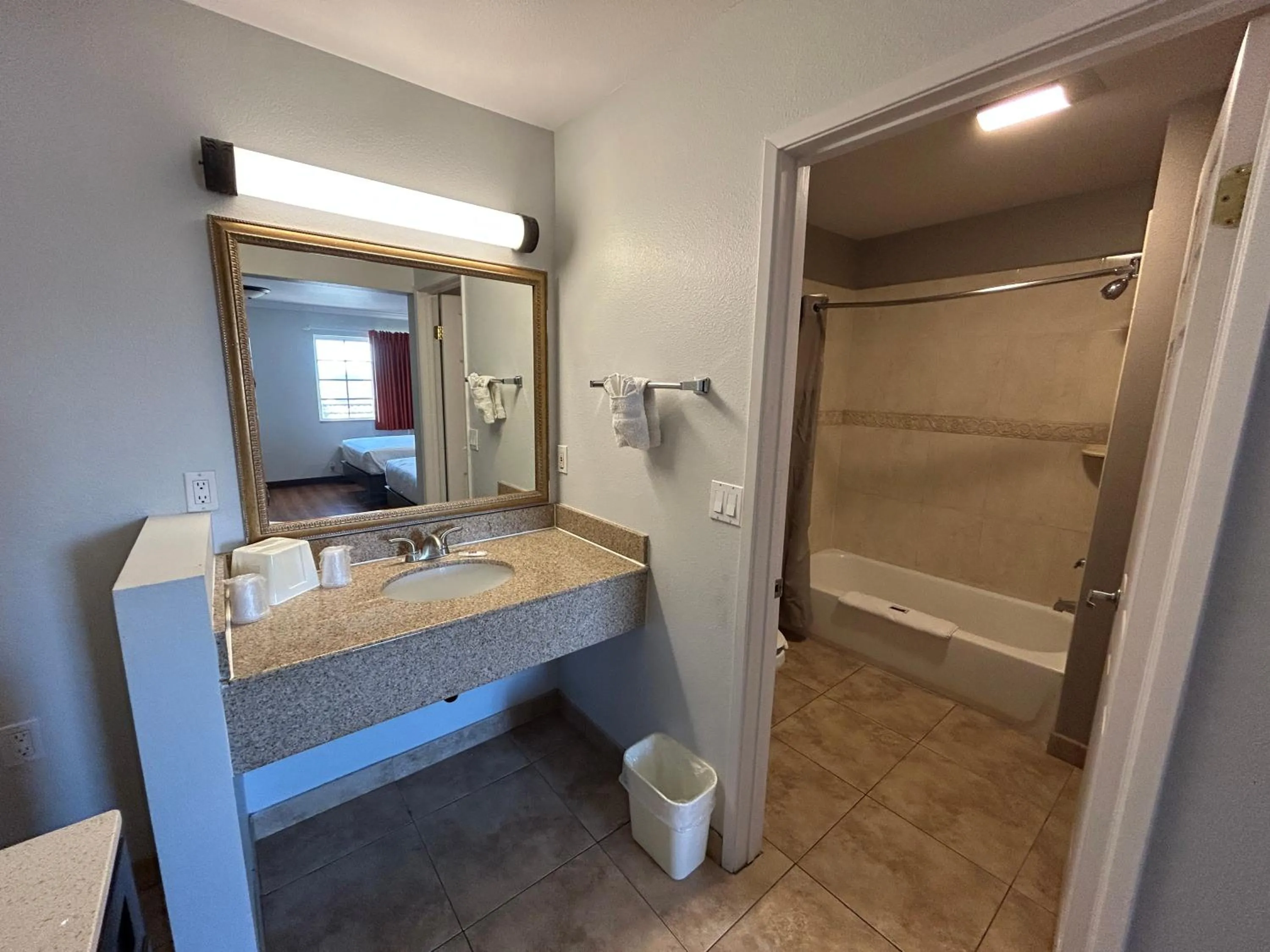 Studio 6 Mojave, CA - Airport