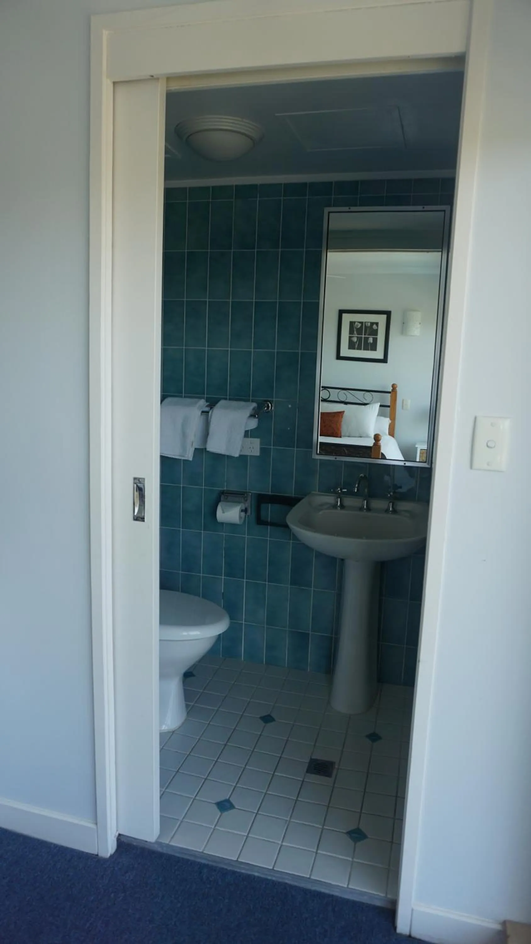 Pacific Surf Absolute Beachfront Apartments