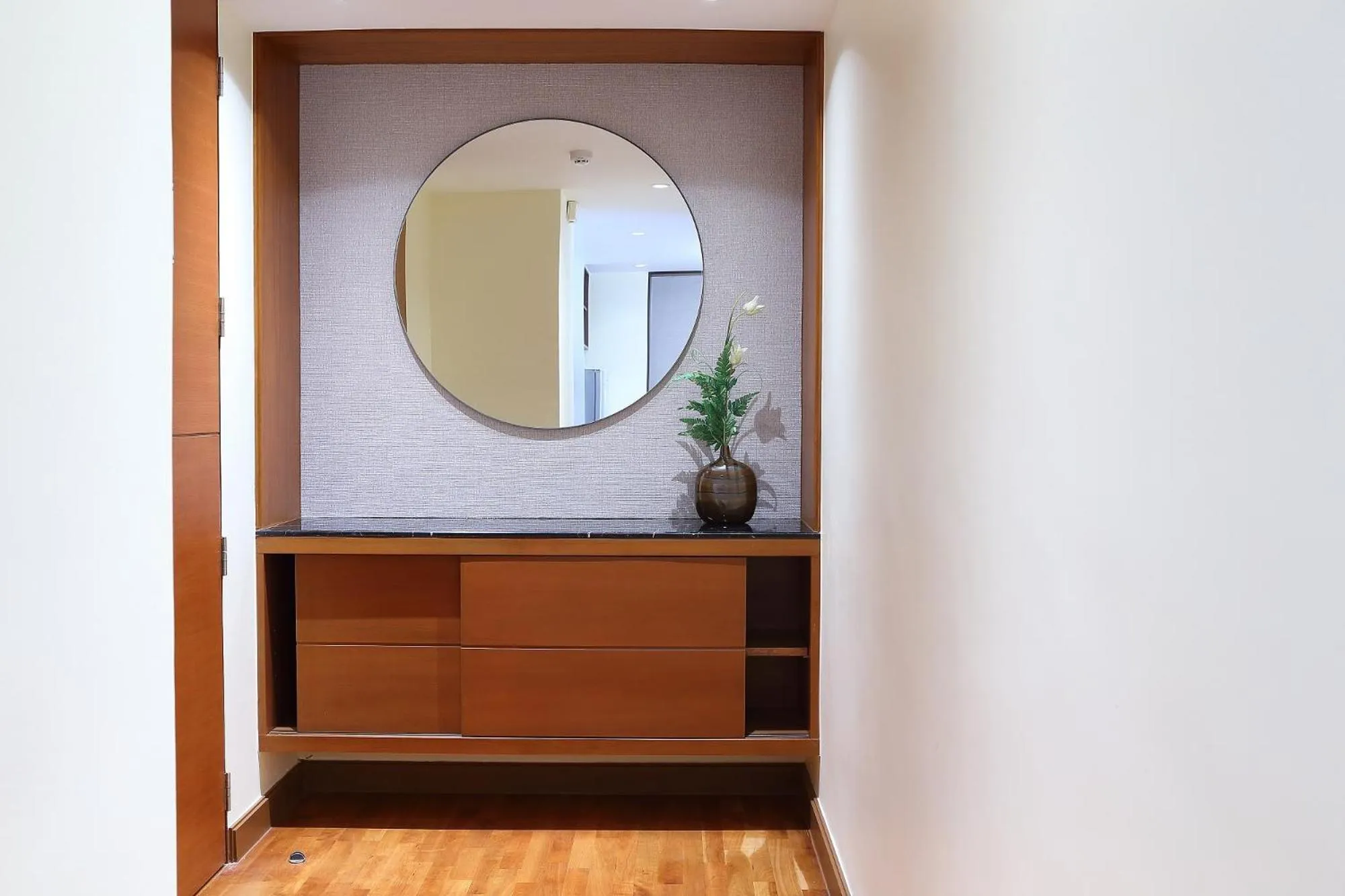 Guests in Amanta Hotel & Residence Ratchada