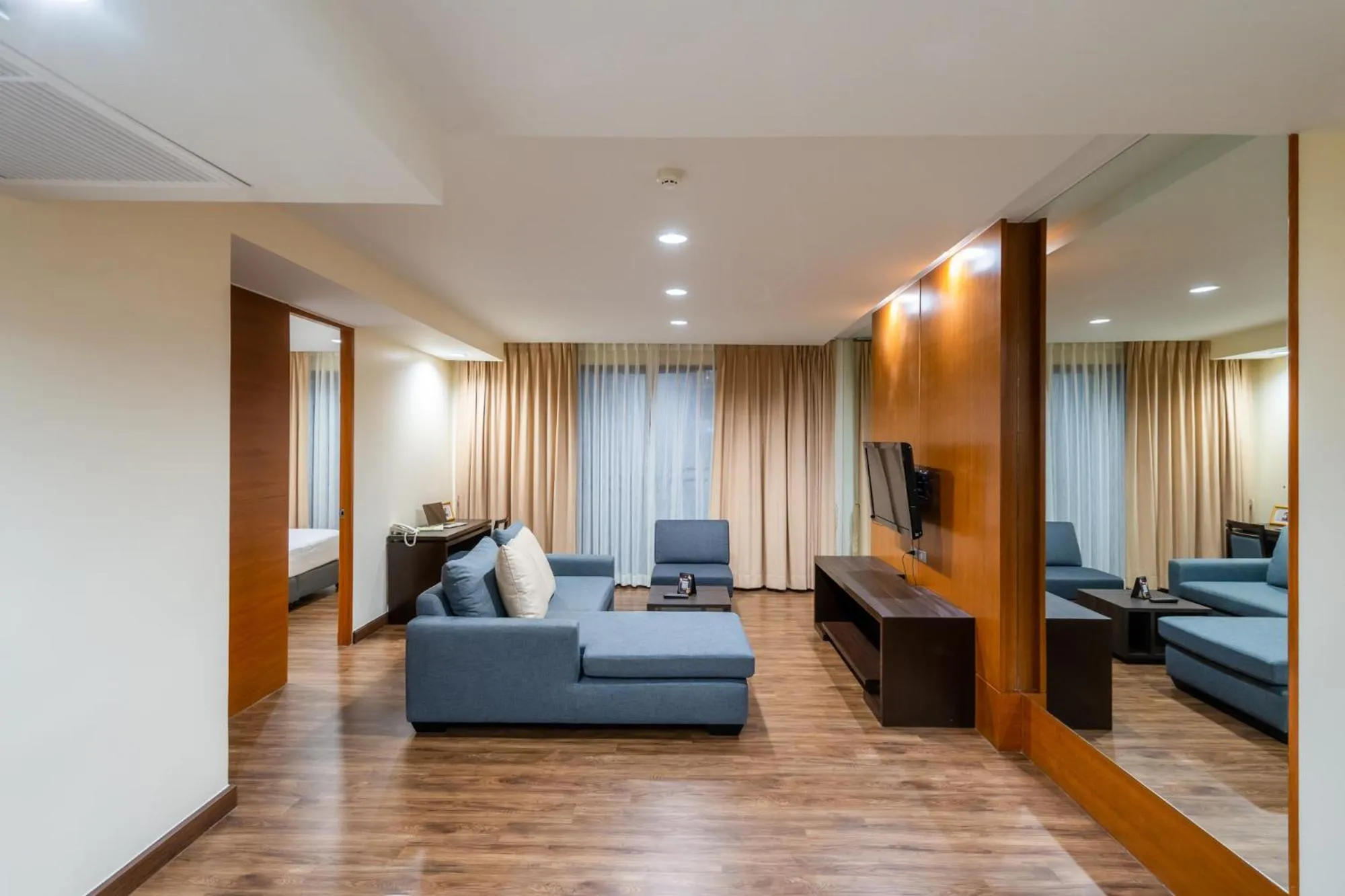 Living room in Amanta Hotel & Residence Ratchada