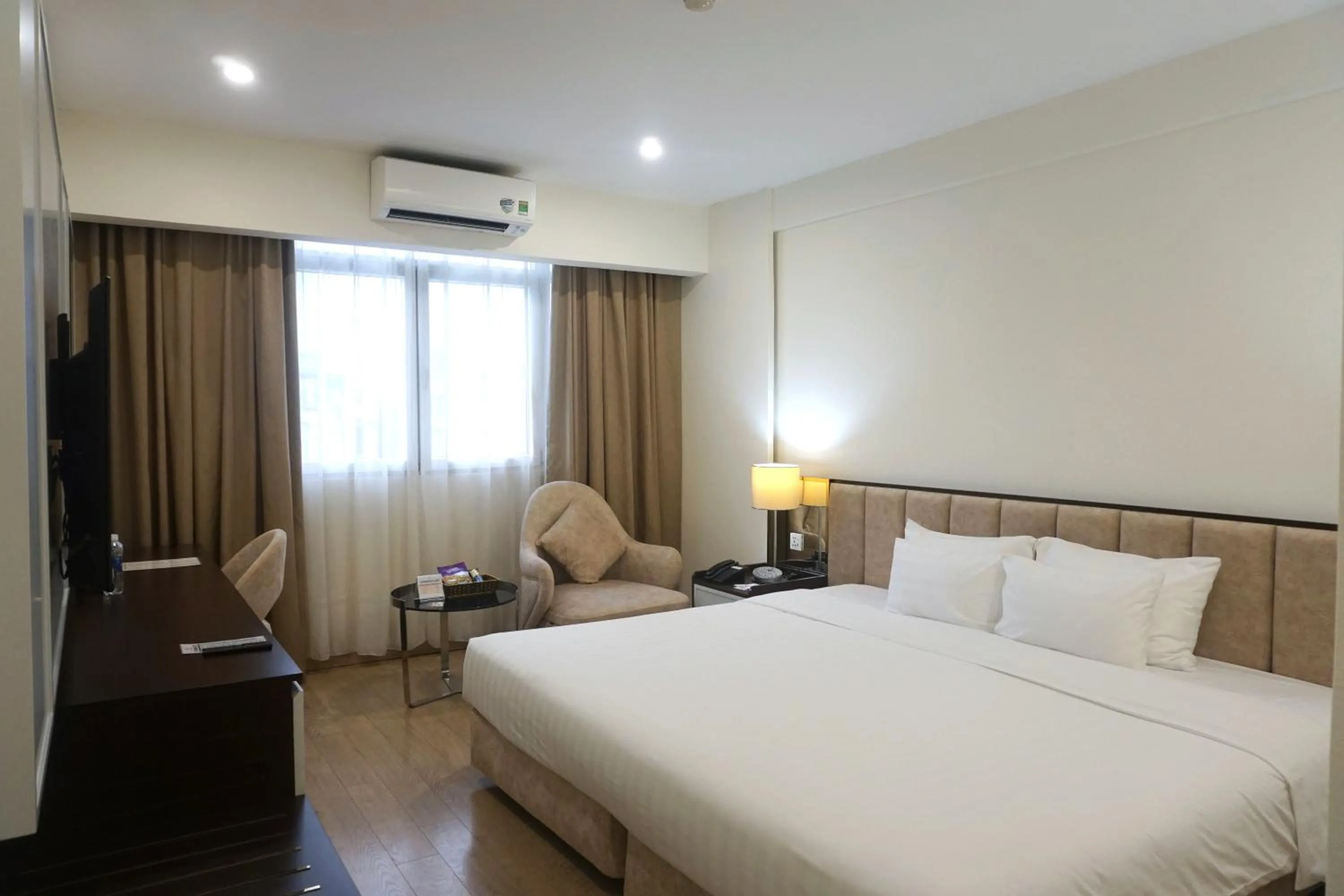 Bed in Bao Son International Hotel