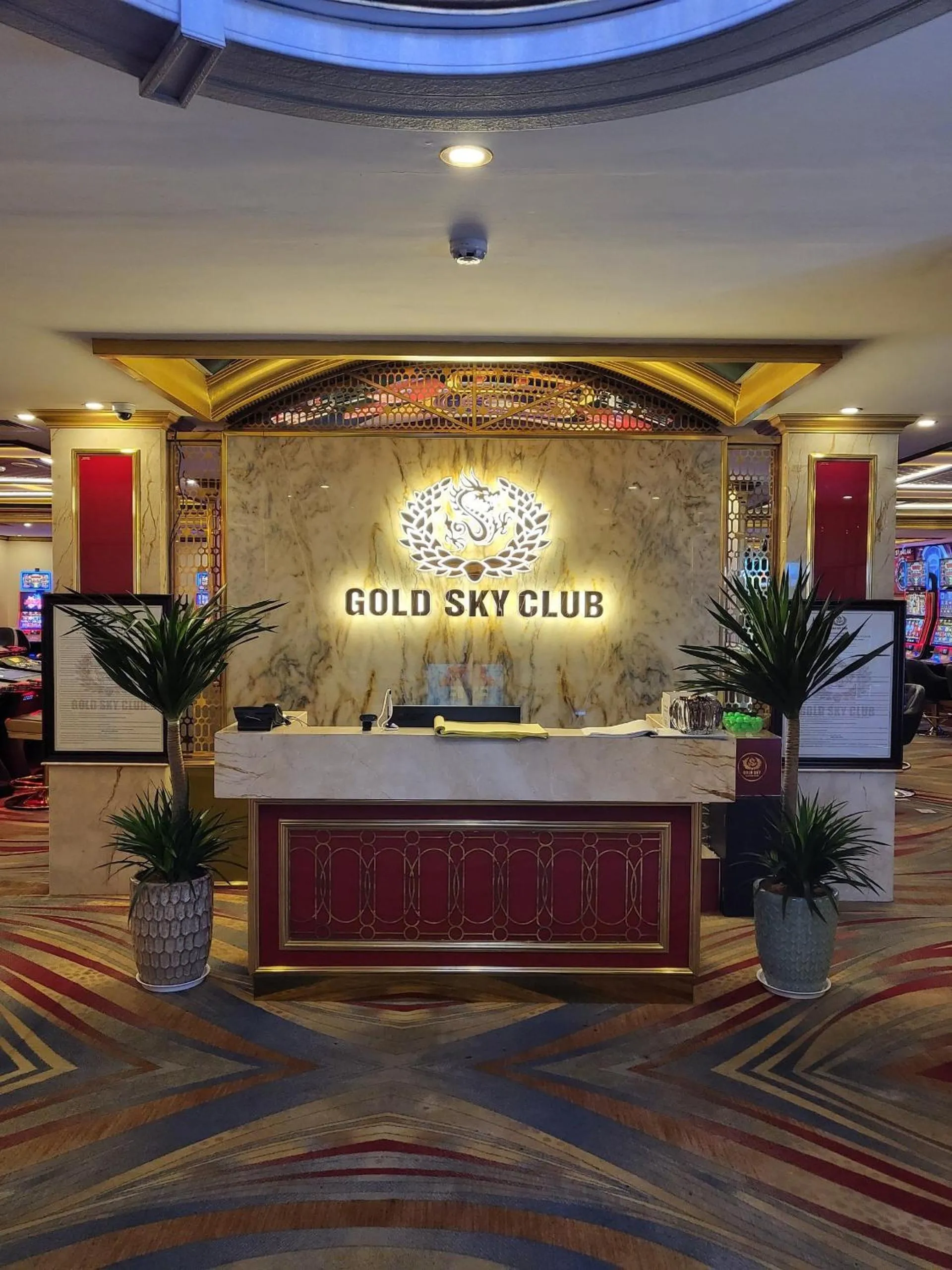 Evening entertainment in Bao Son International Hotel