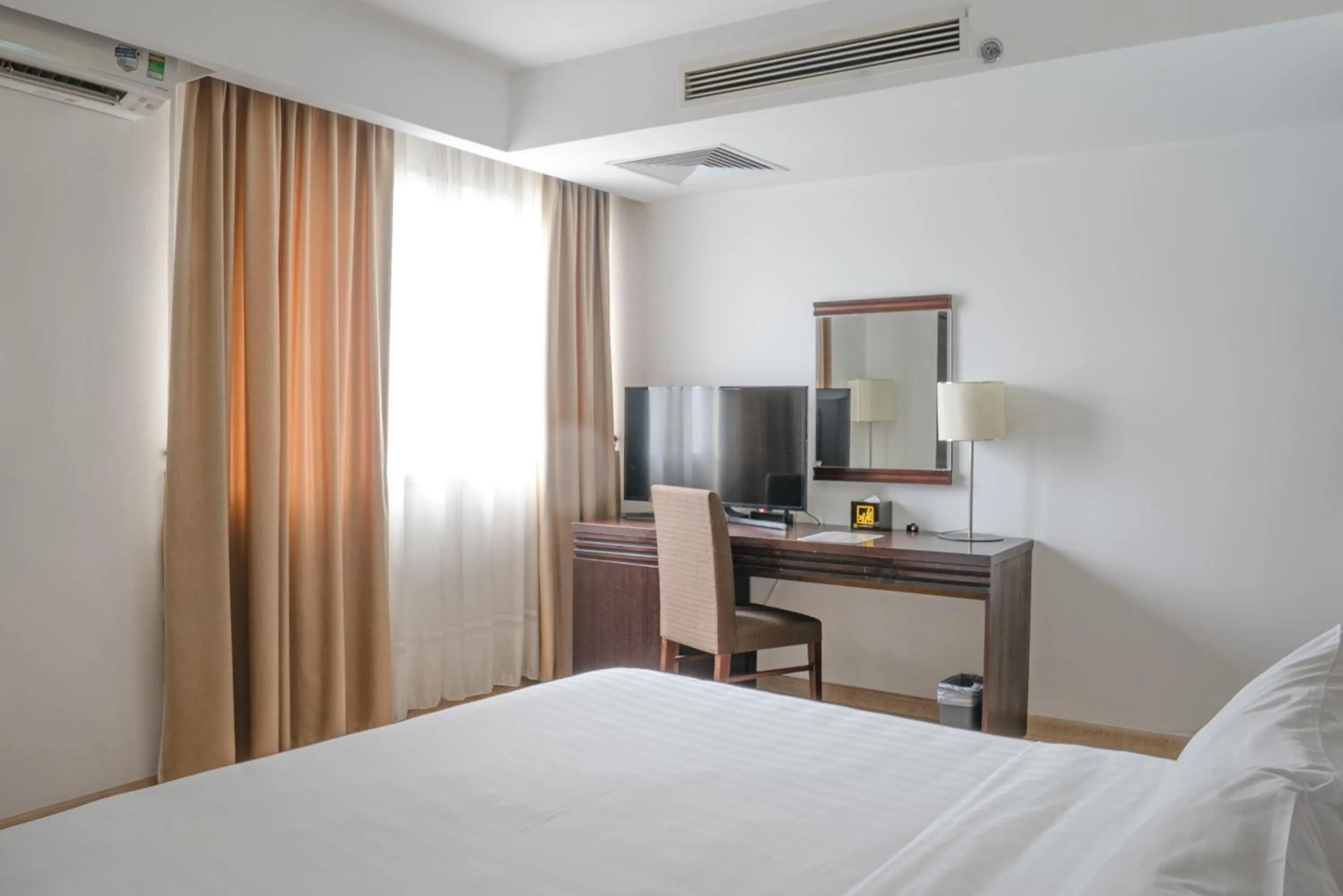 Bed in Bao Son International Hotel