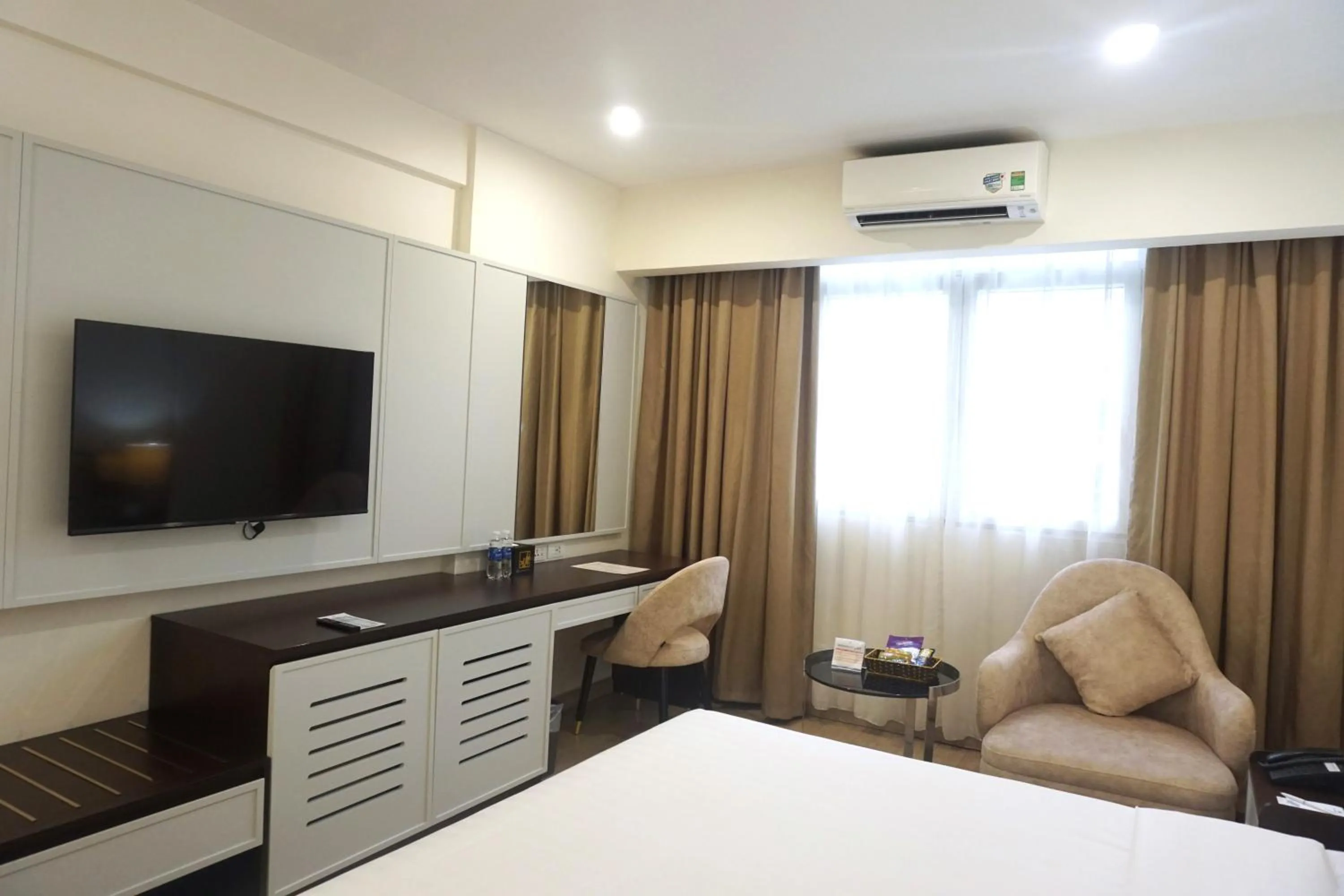 Bed in Bao Son International Hotel