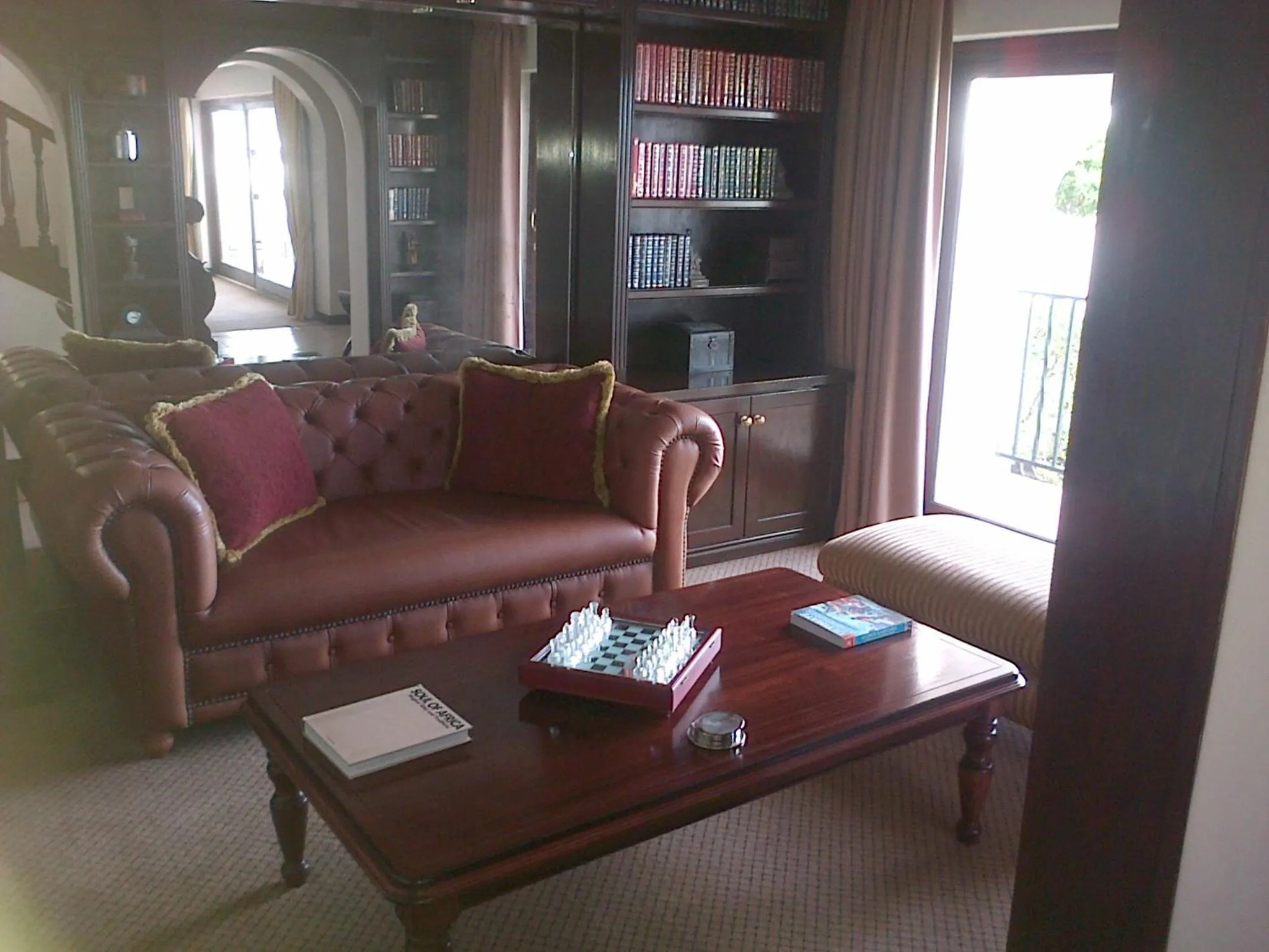 Library in Pelagus Guest House