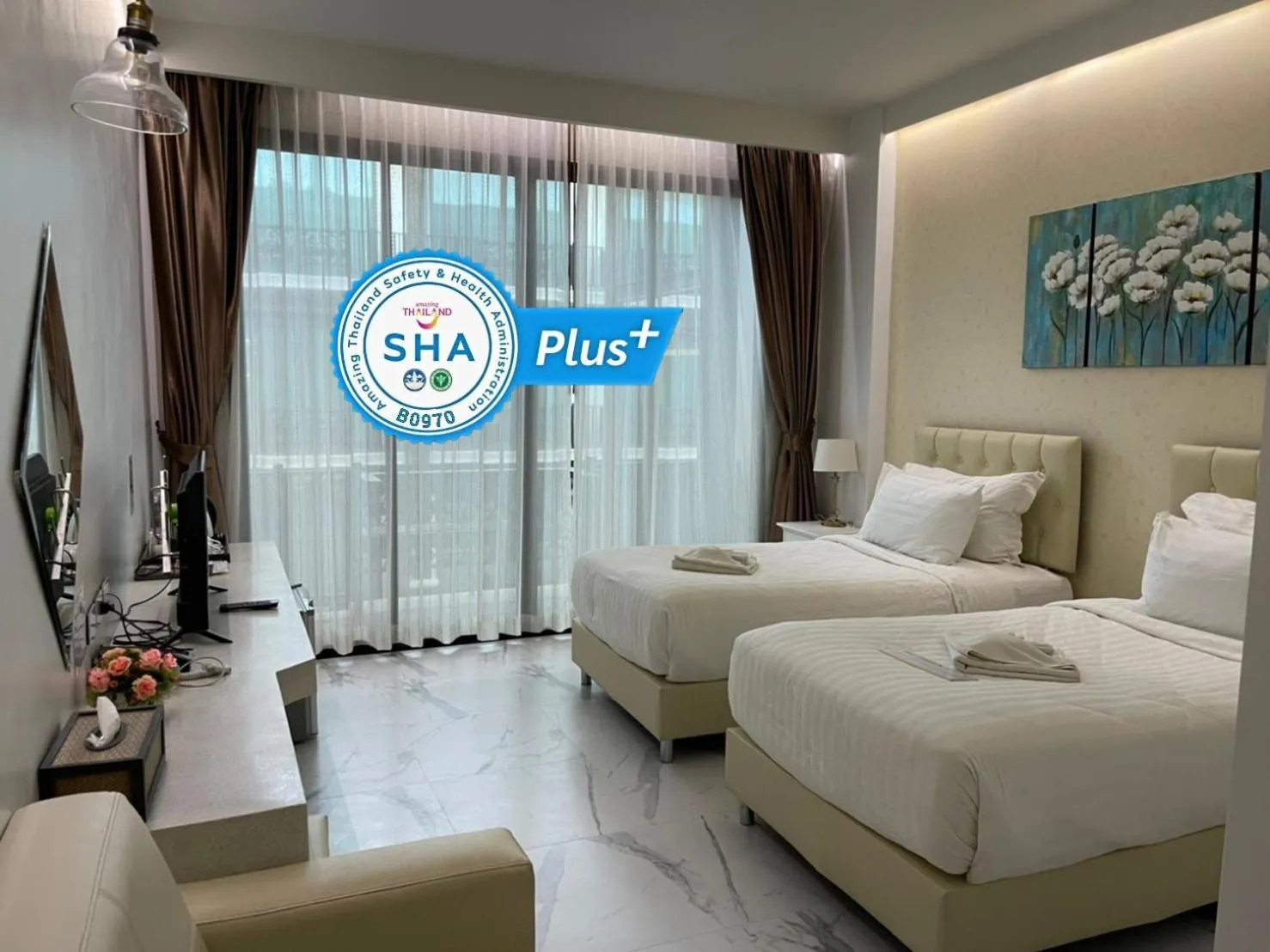 Photo of the whole room, Bed in Namthong Nan Hotel