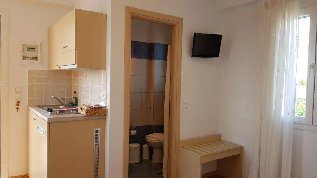 kitchen in Aigaio Studios tinos