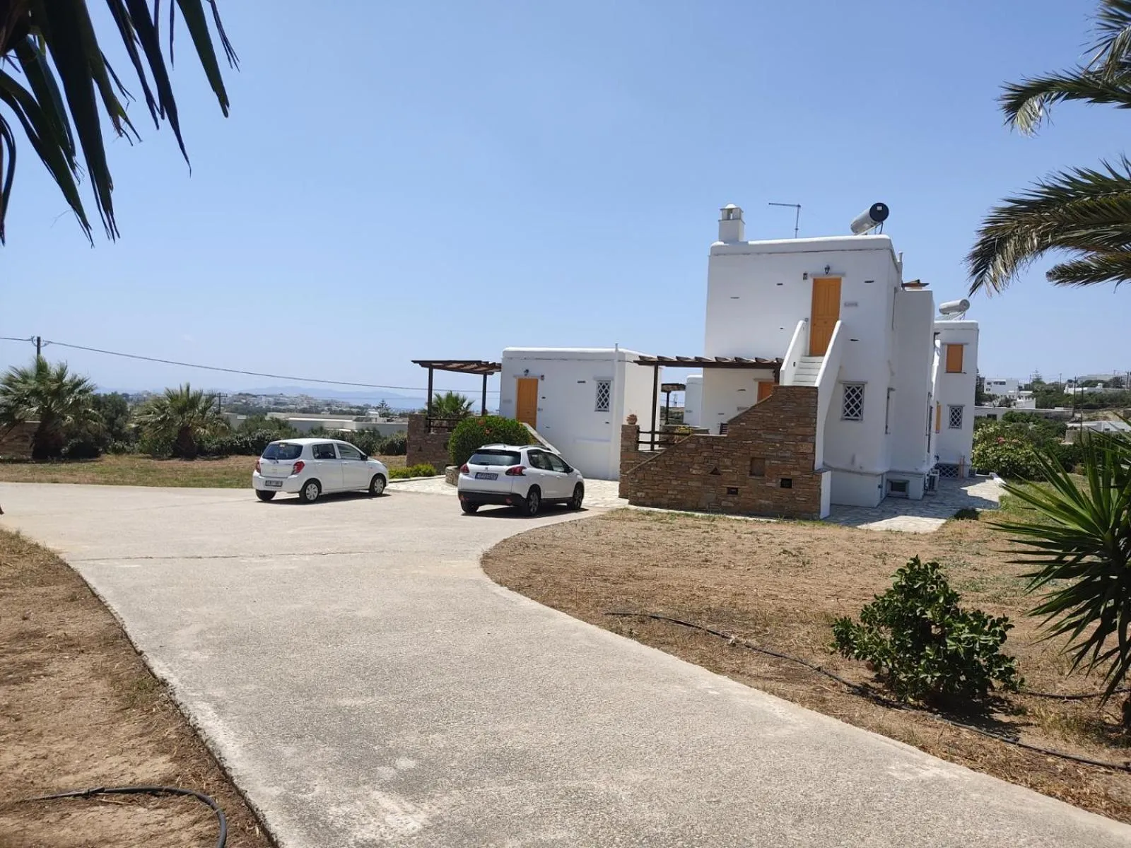 Property building in Aigaio Studios tinos