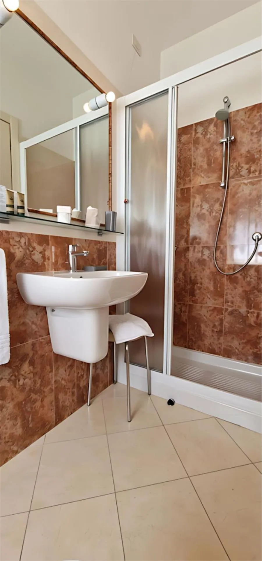 Bathroom in Hotel Villa Anthea