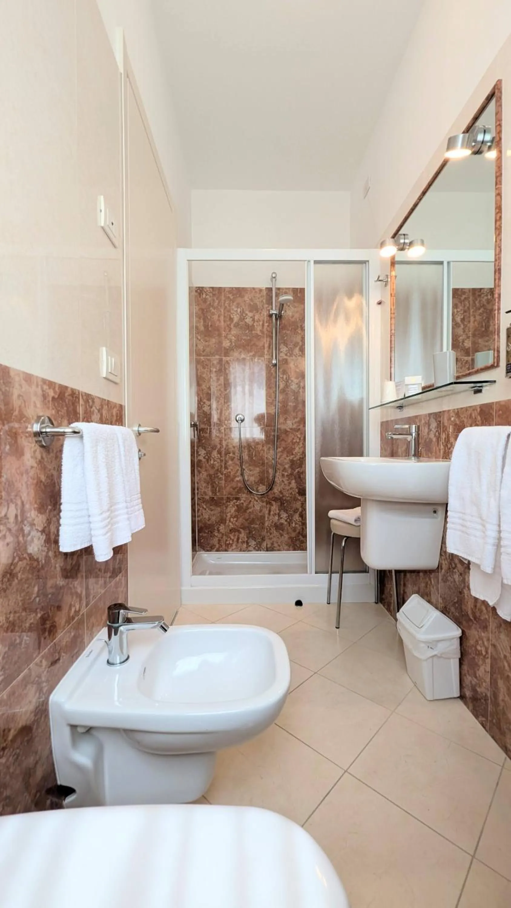 Bathroom in Hotel Villa Anthea