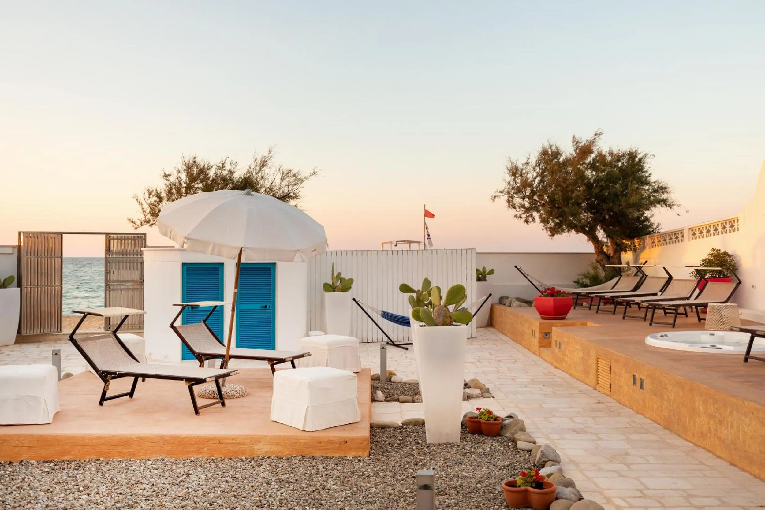 Swimming pool in Beauty Beach Villa