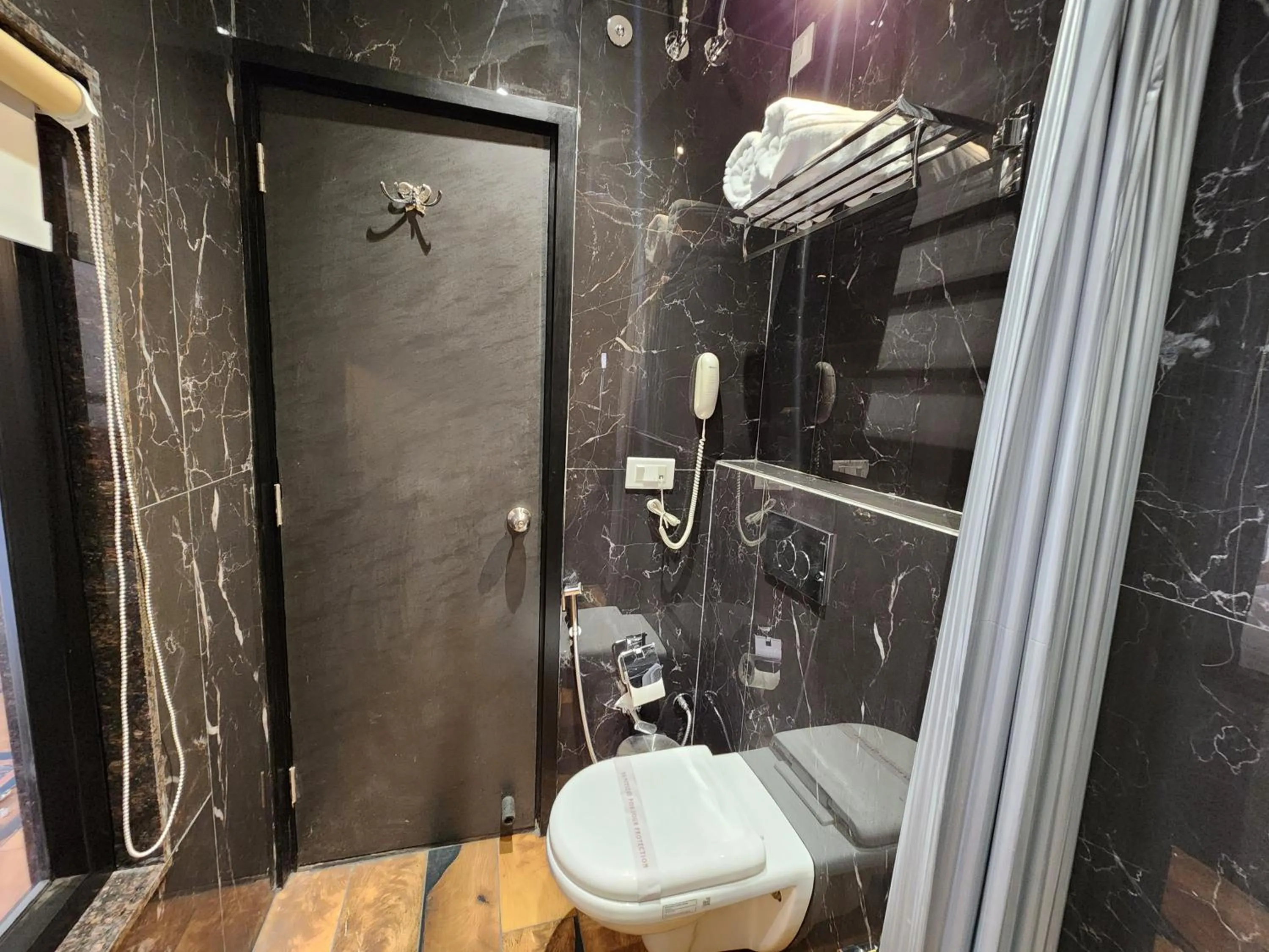 Toilet in Stay Shaandaar - a boutique hideaway