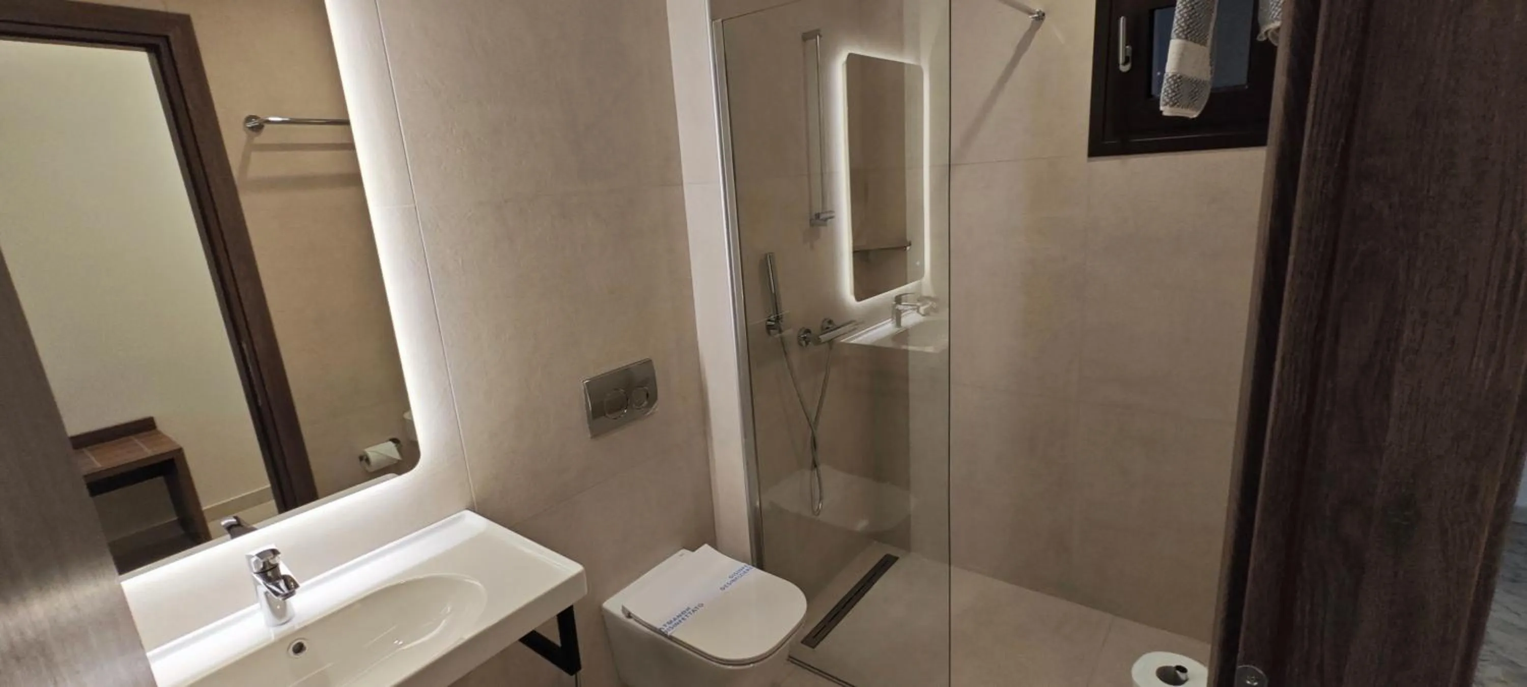 Bathroom in Sunset Hotel