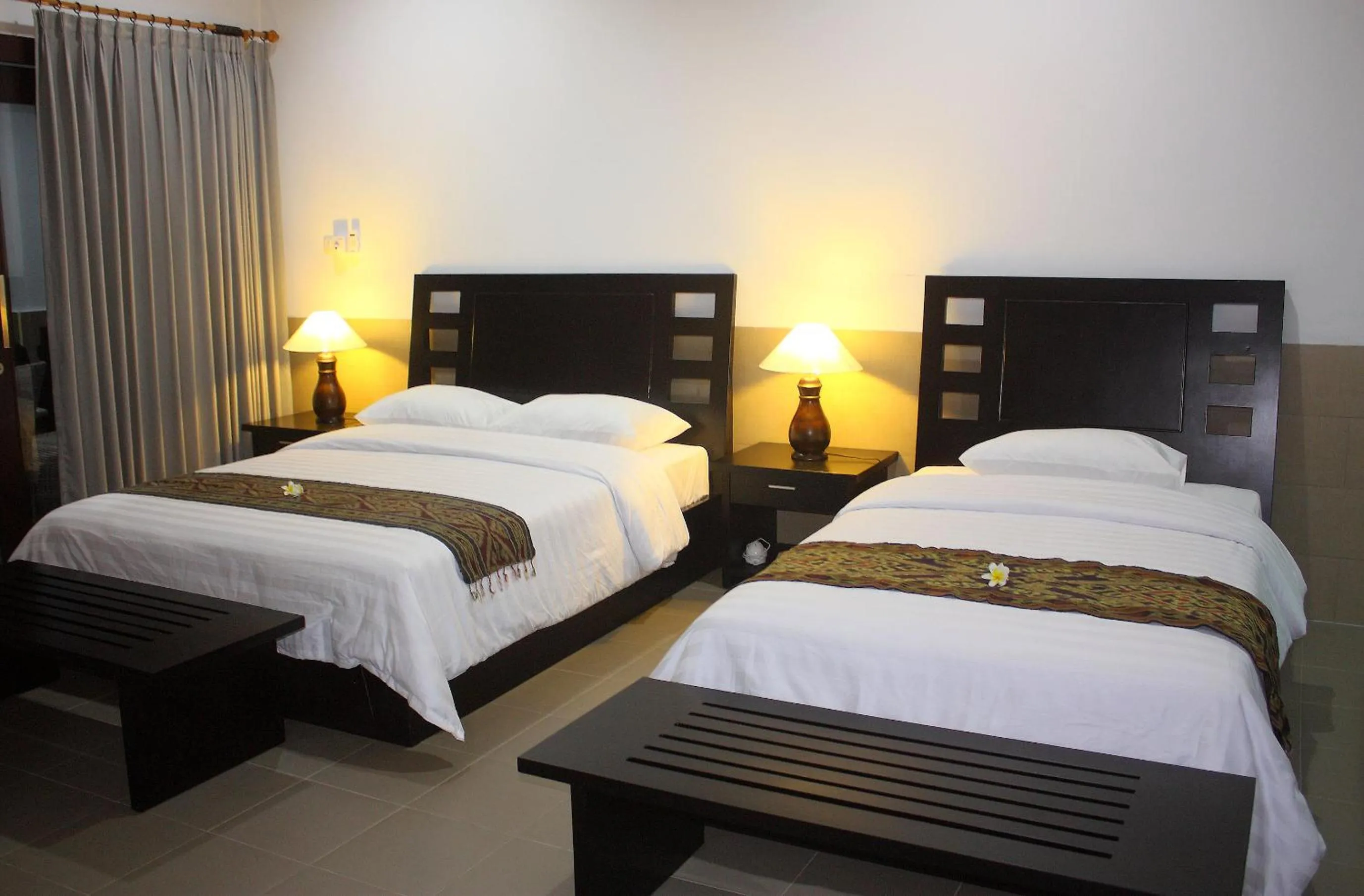 Photo of the whole room, Bed in Tulamben Dive Resort