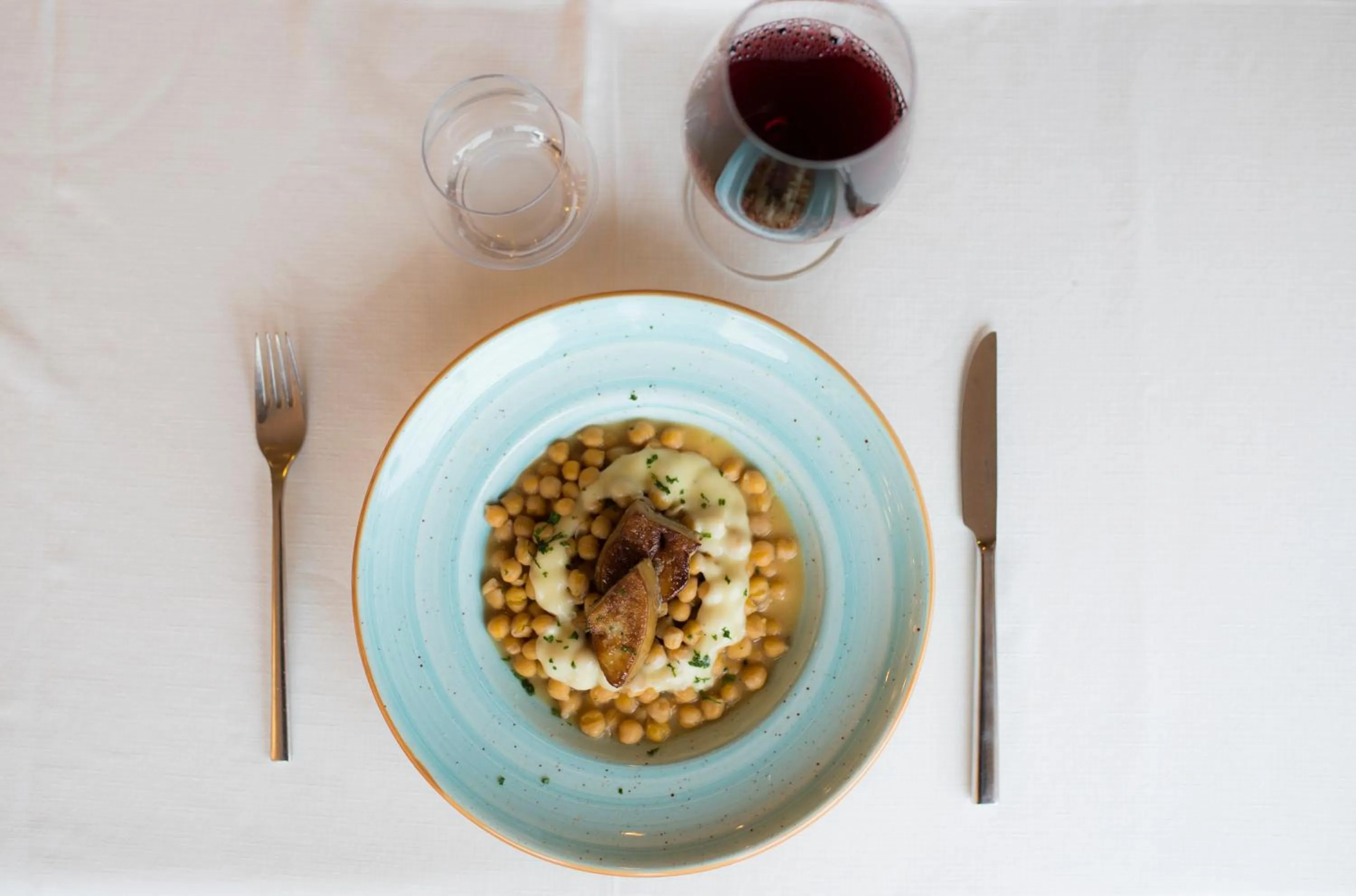 Restaurant/places to eat in Hotel Llano Tineo