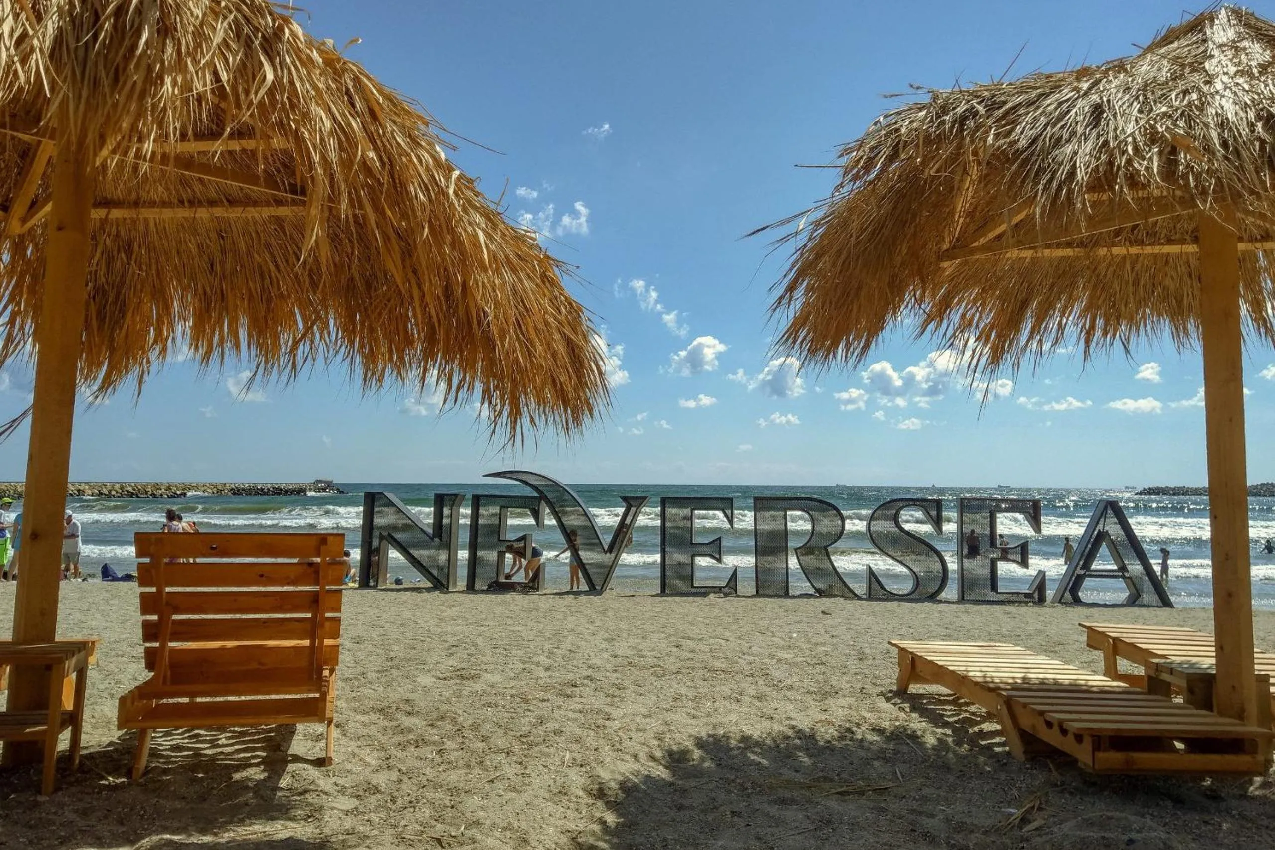 Nearby landmark in Hotel Class