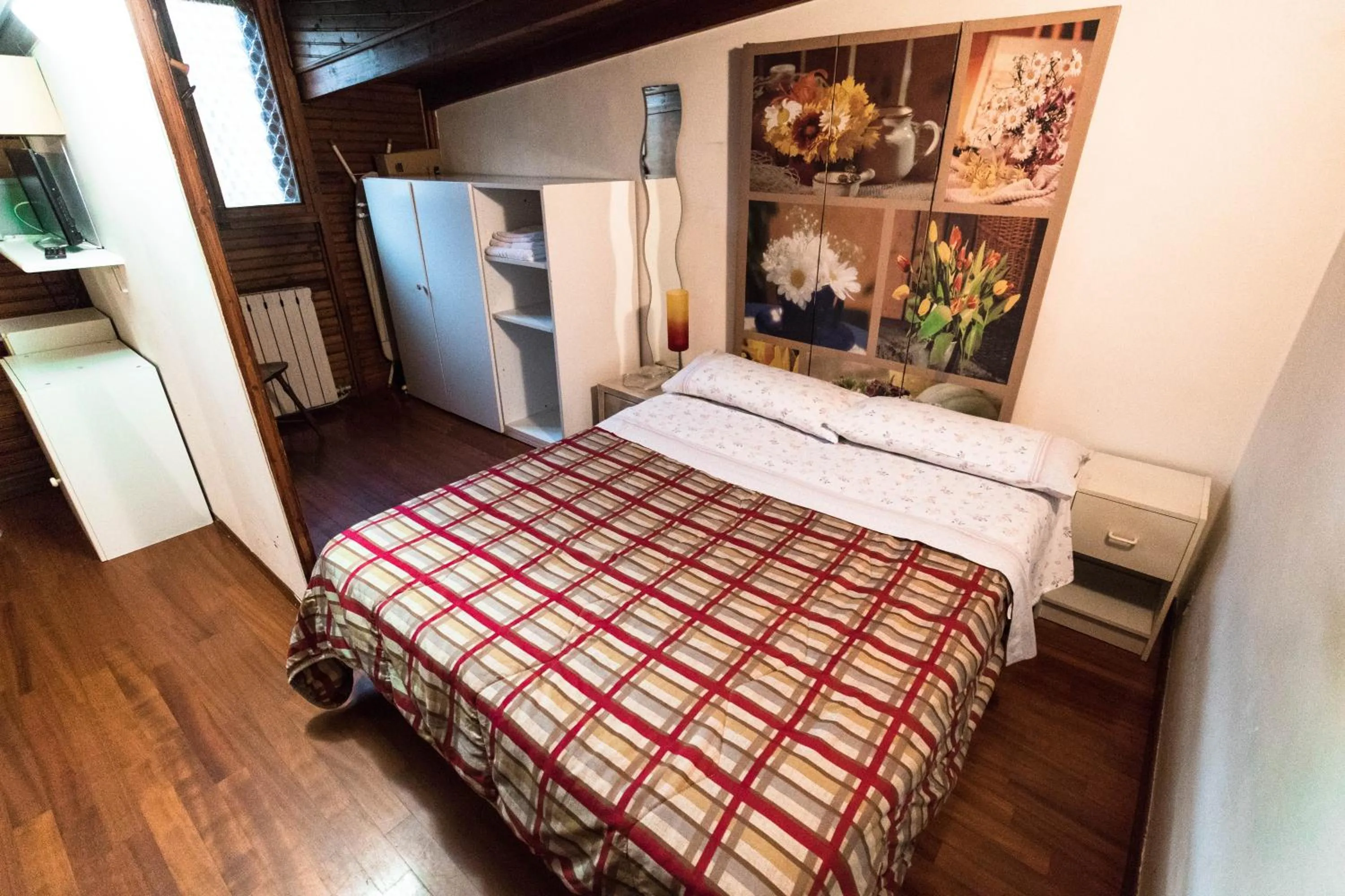 Bed in Mono Verde