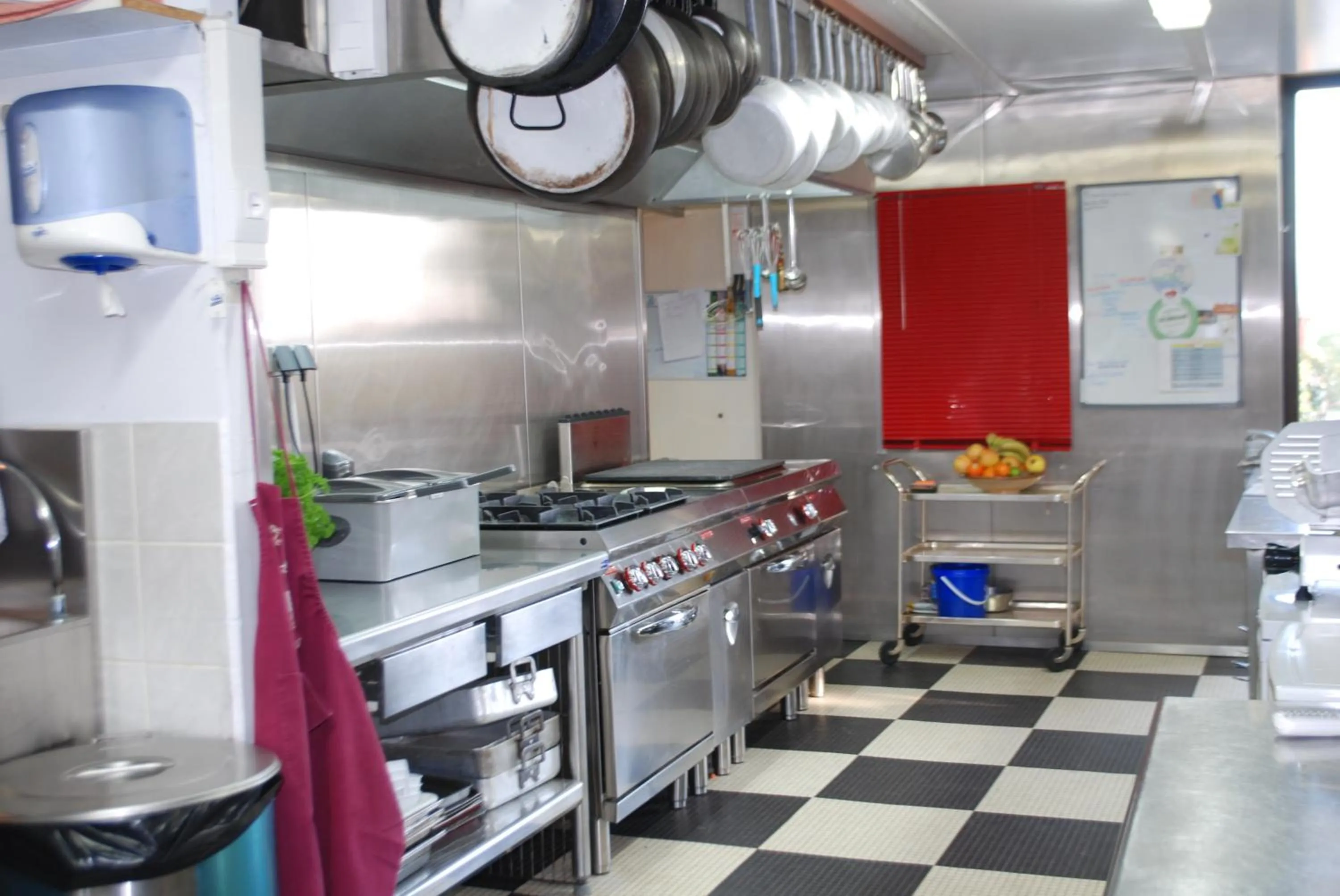 Restaurant/places to eat in Le Ranch des Lacs