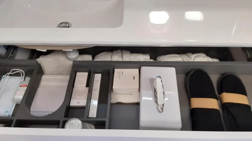 wardrobe in Le Ranch des Lacs