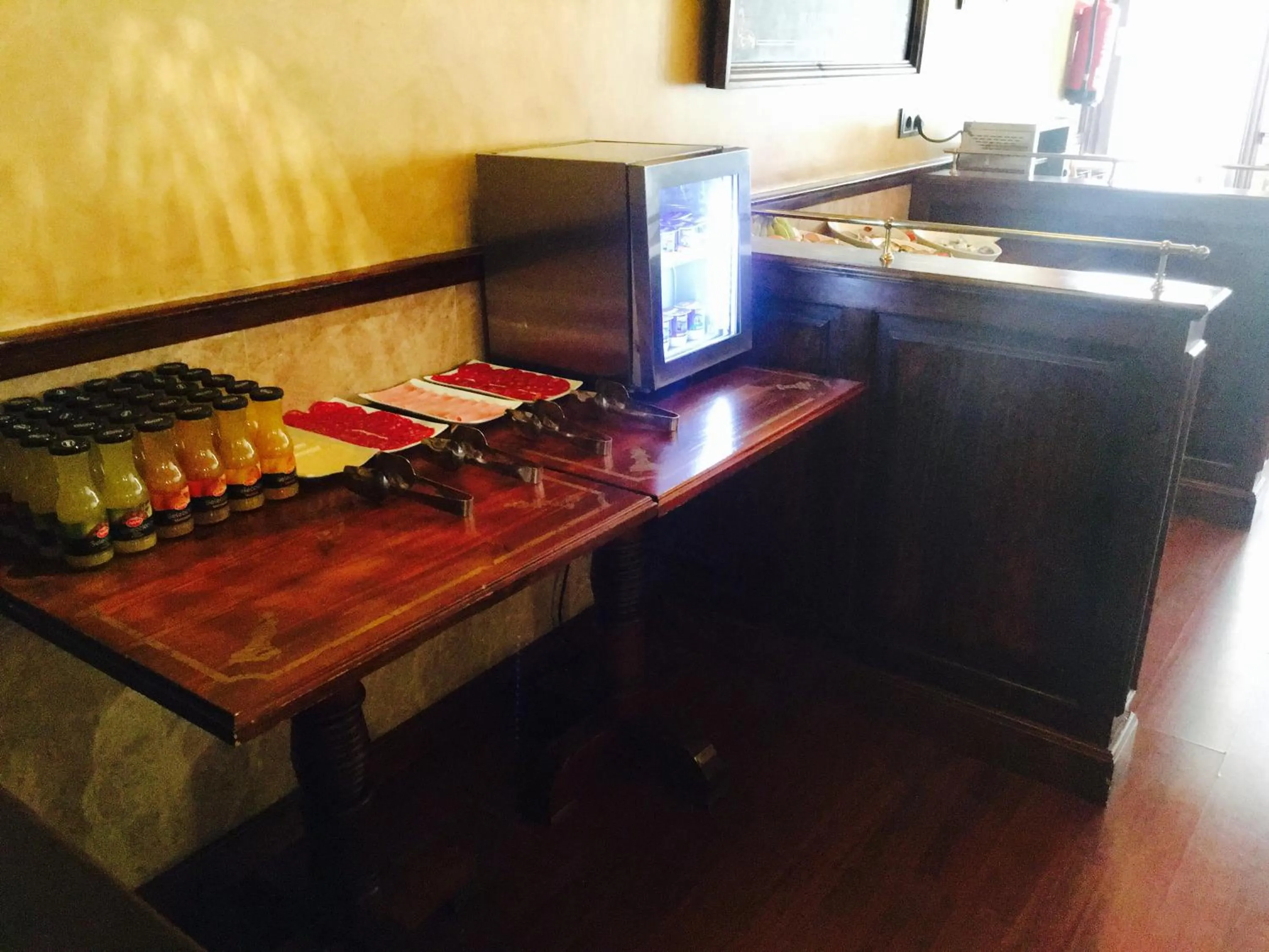 Property building in Hostal Juan Carlos