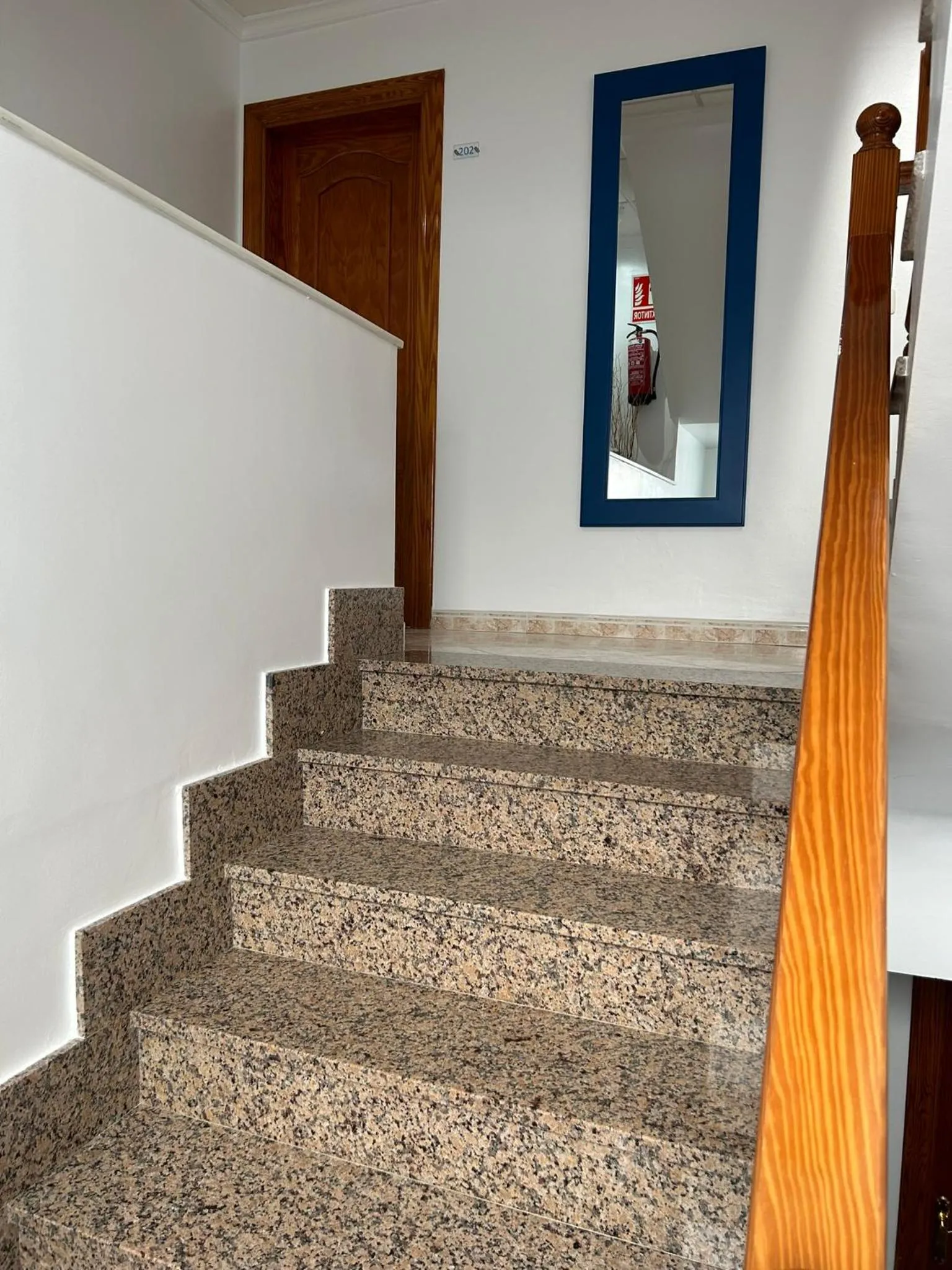 Property building in Hostal Juan Carlos