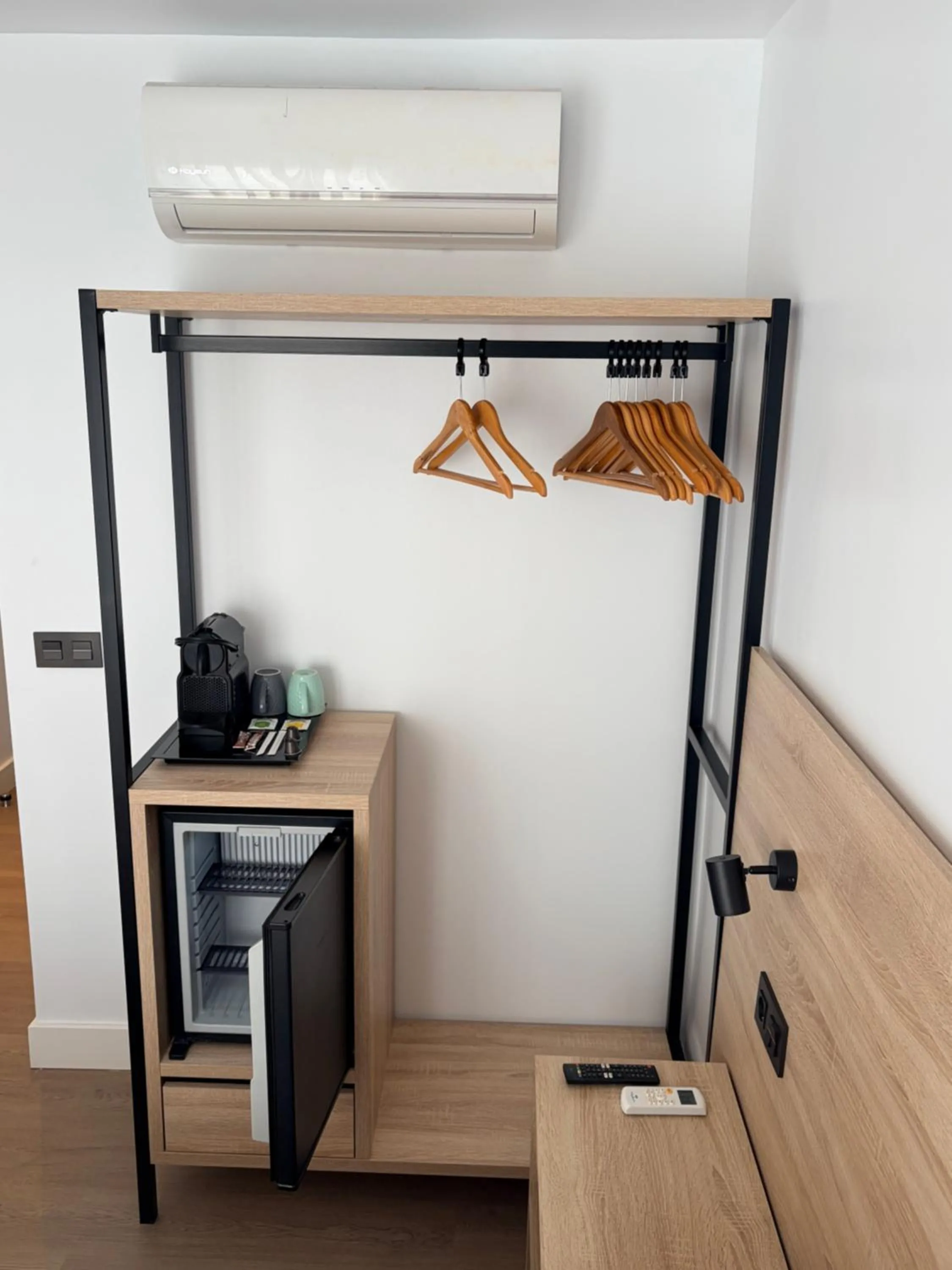 Coffee/tea facilities in Hostal Juan Carlos