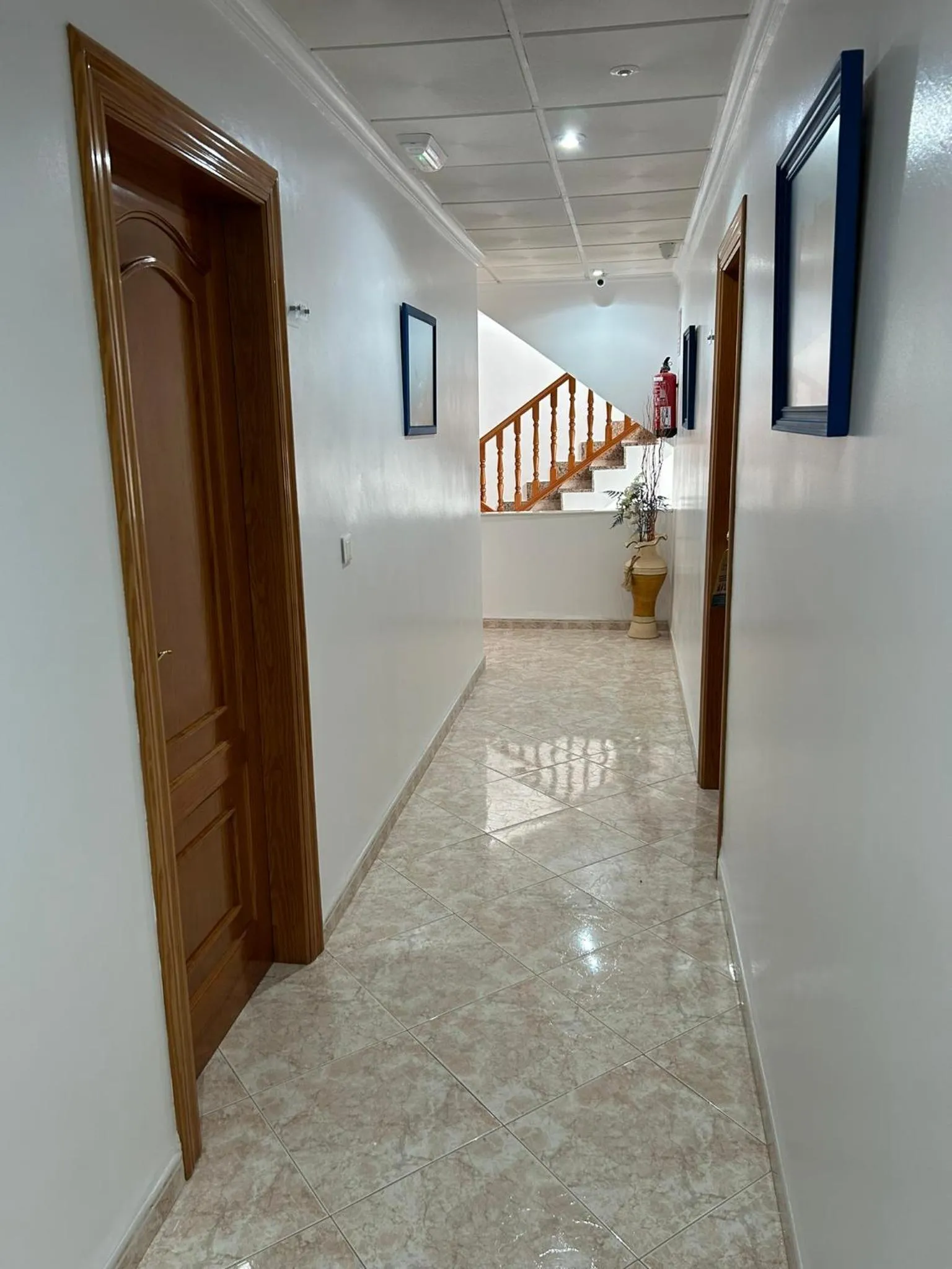 Property building in Hostal Juan Carlos