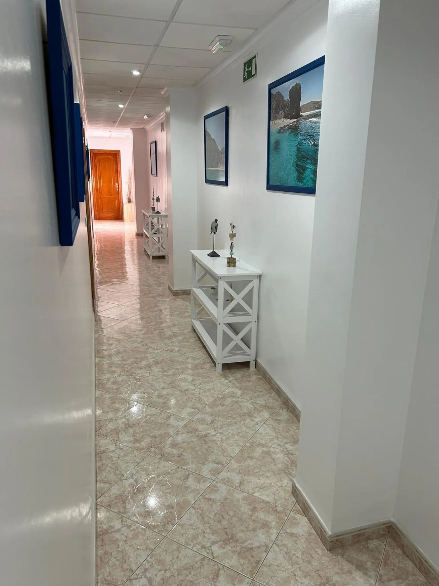 Property building in Hostal Juan Carlos