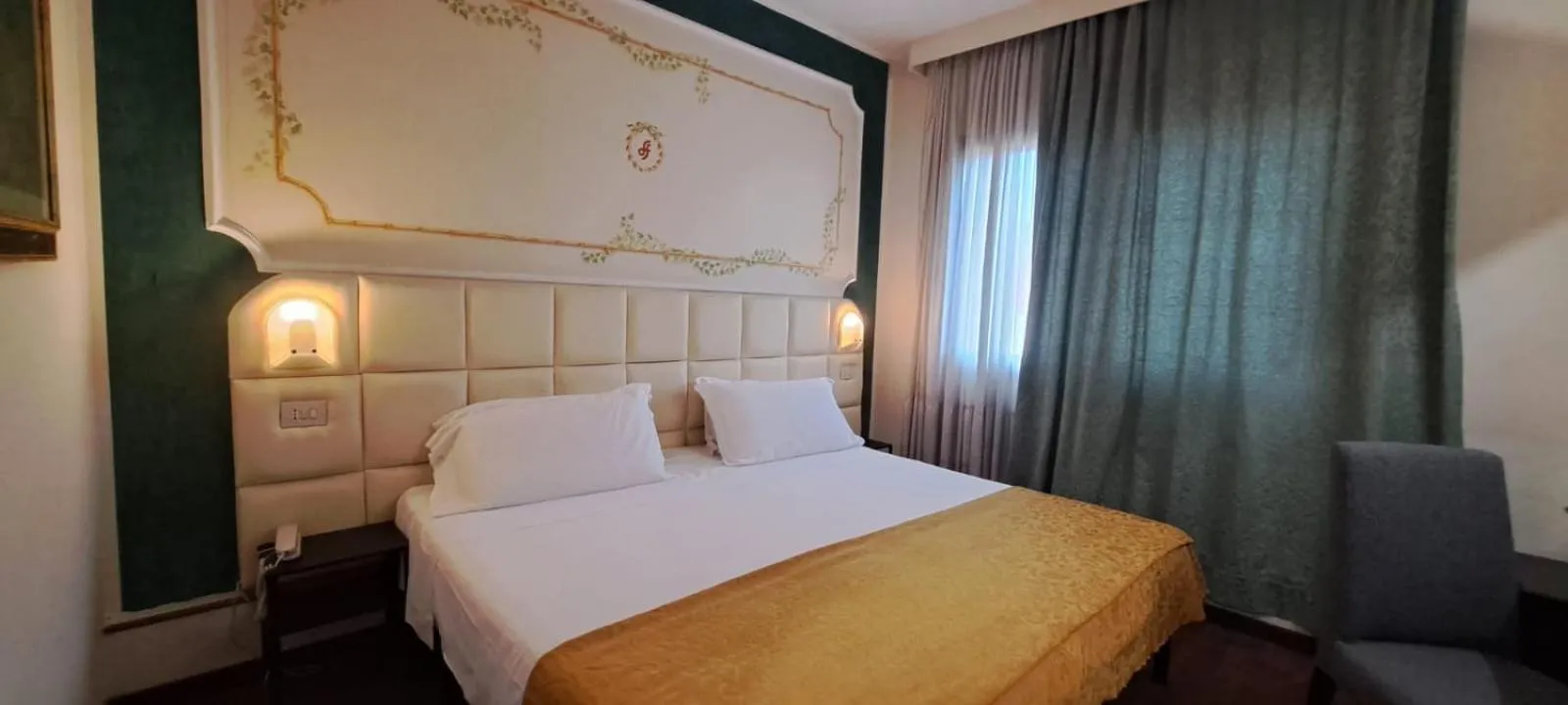 Bed in Hotel Delta Florence