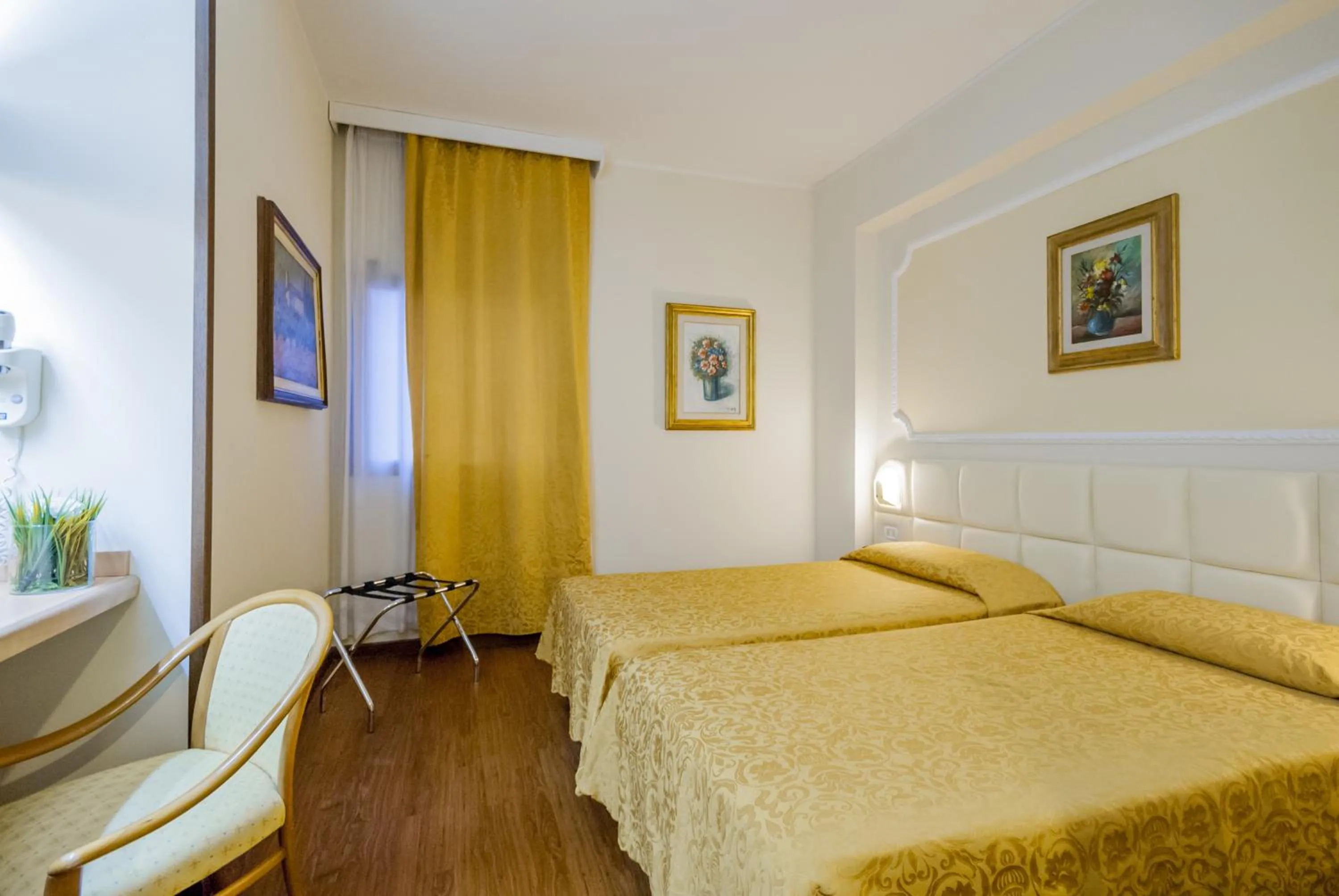 Decorative detail, Bed in Hotel Delta Florence