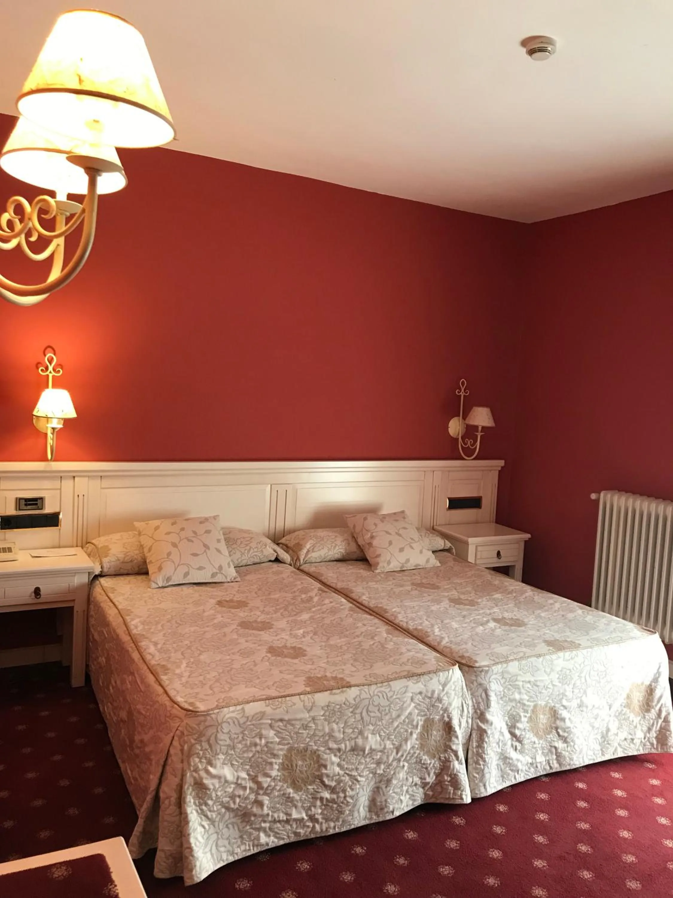 Photo of the whole room, Bed in Hotel Leonor Mirón