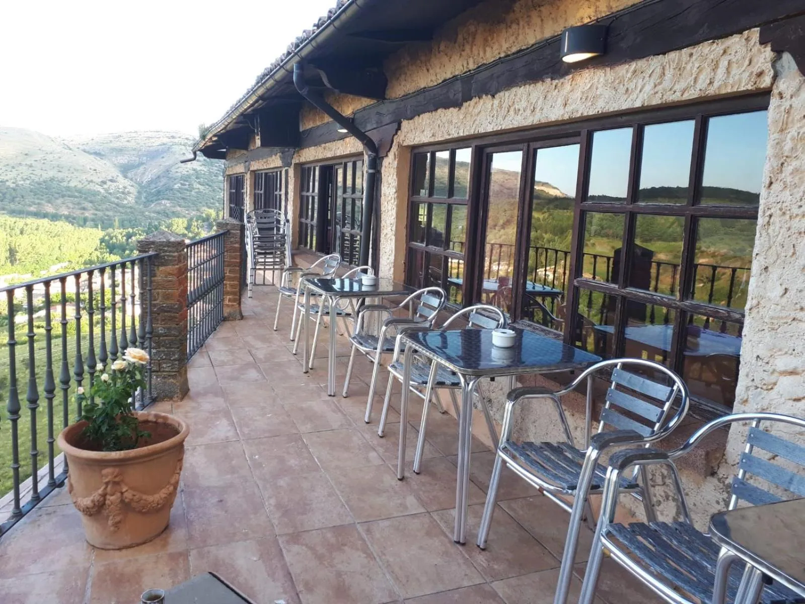 Balcony/Terrace in Hotel Leonor Mirón