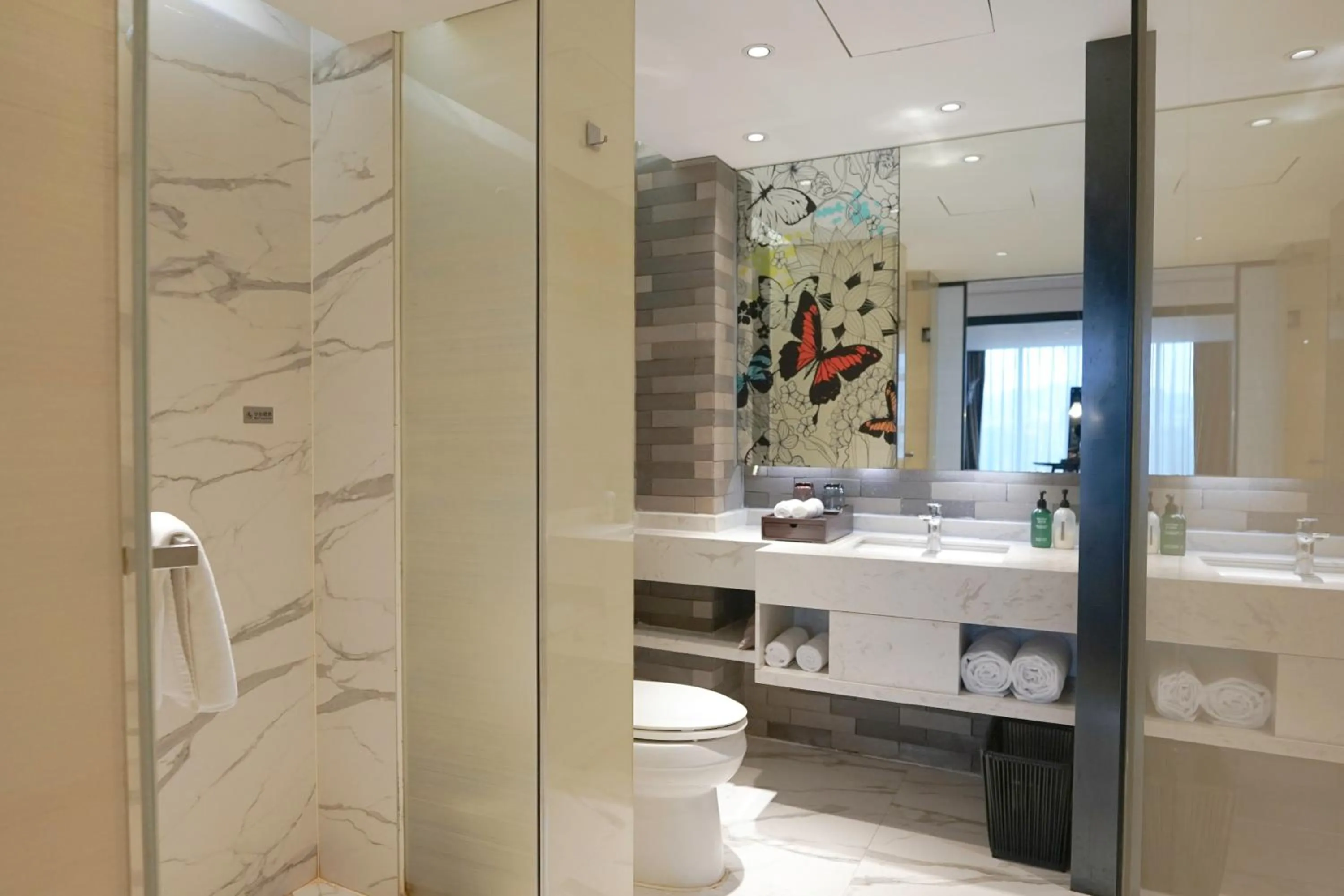 Bathroom in Paco Hotel GuangZhou Zoo Metro Branch