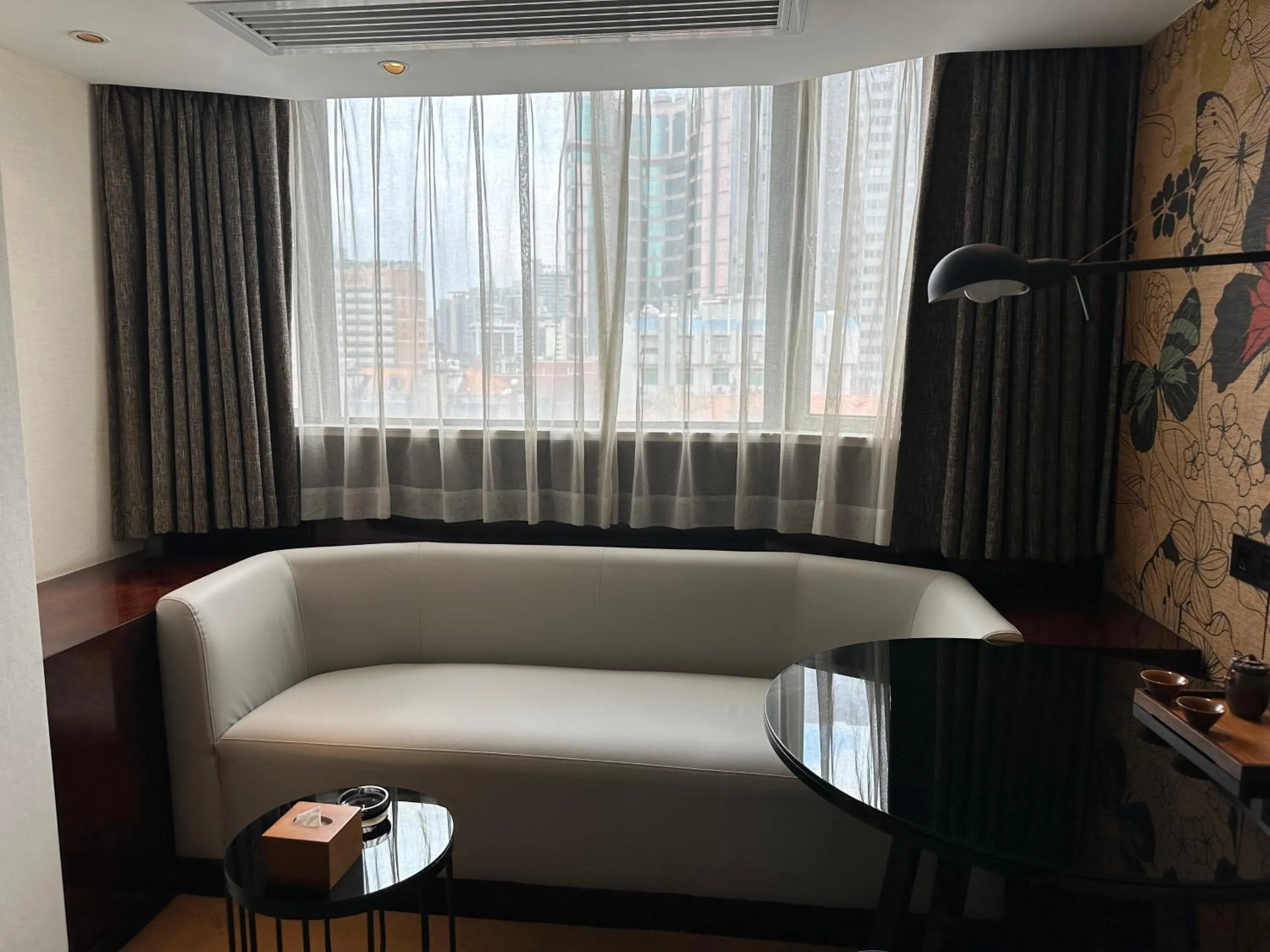 Seating area in Paco Hotel GuangZhou Zoo Metro Branch