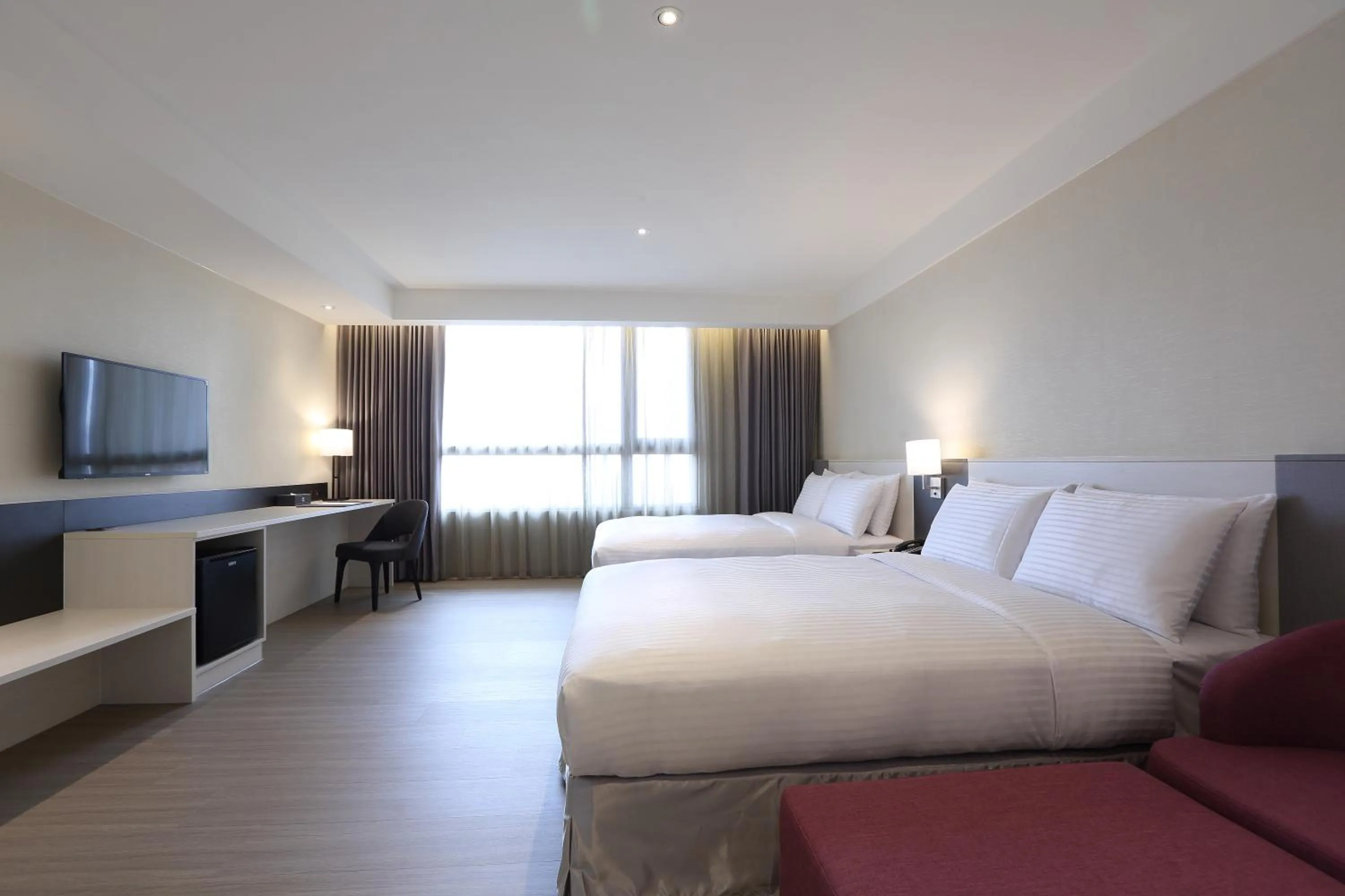 Bed in Full Kind Hotel