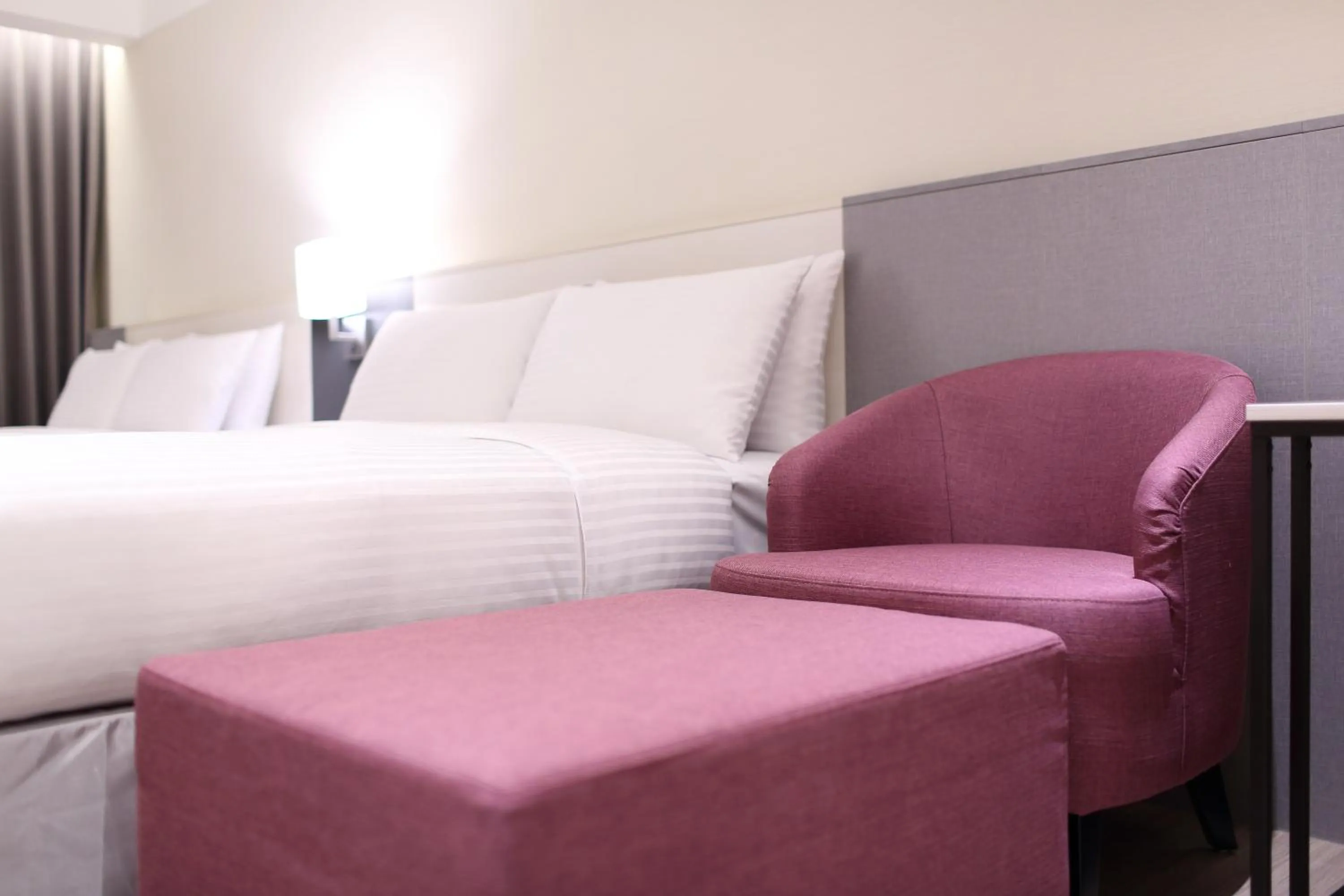 Bed in Full Kind Hotel