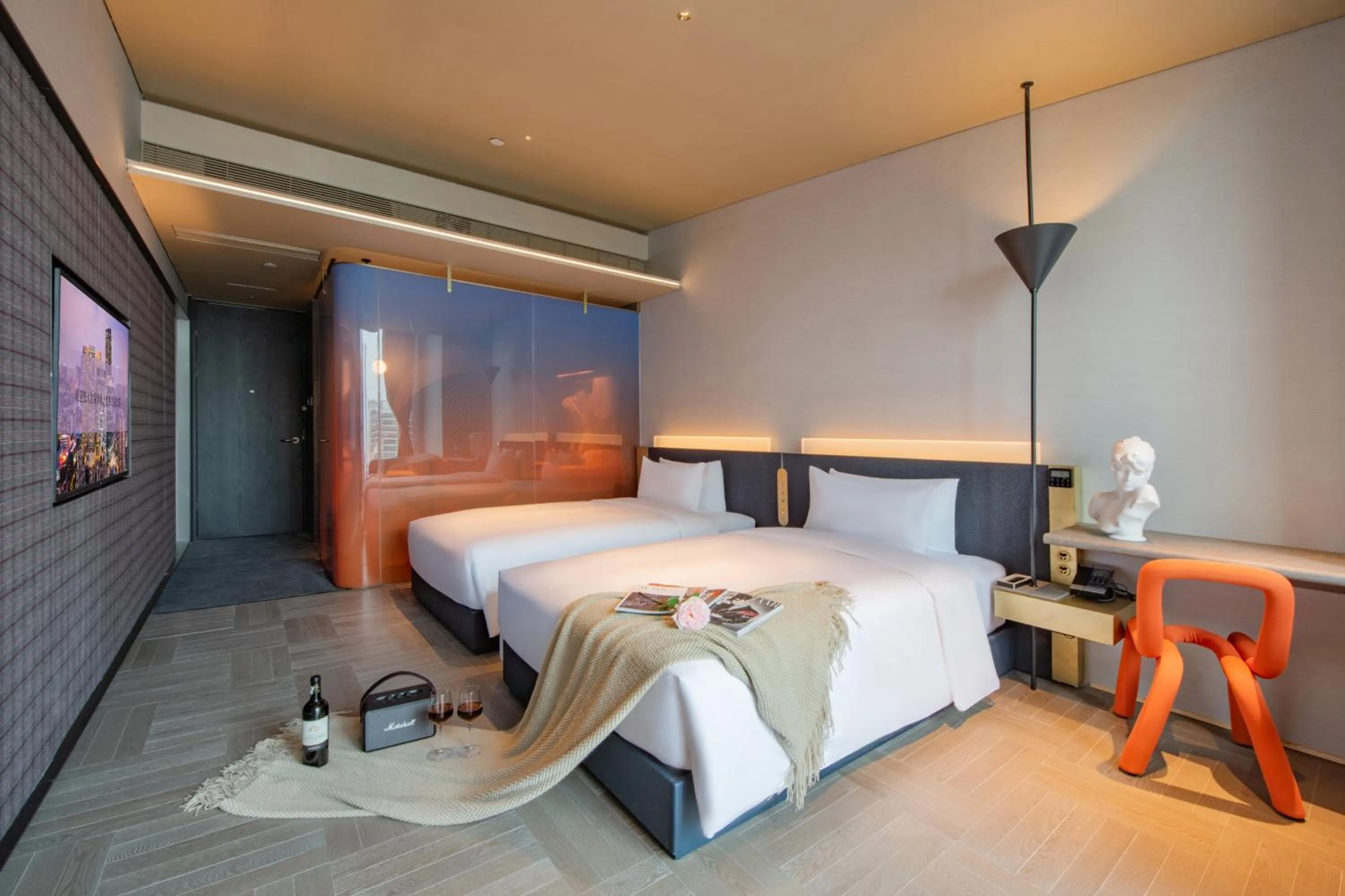 Photo of the whole room, Bed in The Clouds Apartment