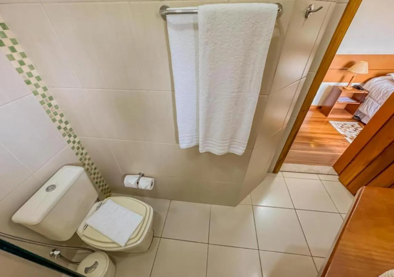 Bathroom in Pousada Victoria Villa By Nacional Inn - A 800 metros da Vila Capivari