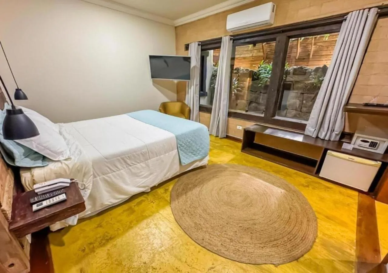 Bedroom, Bed in Pousada Victoria Villa By Nacional Inn - A 800 metros da Vila Capivari